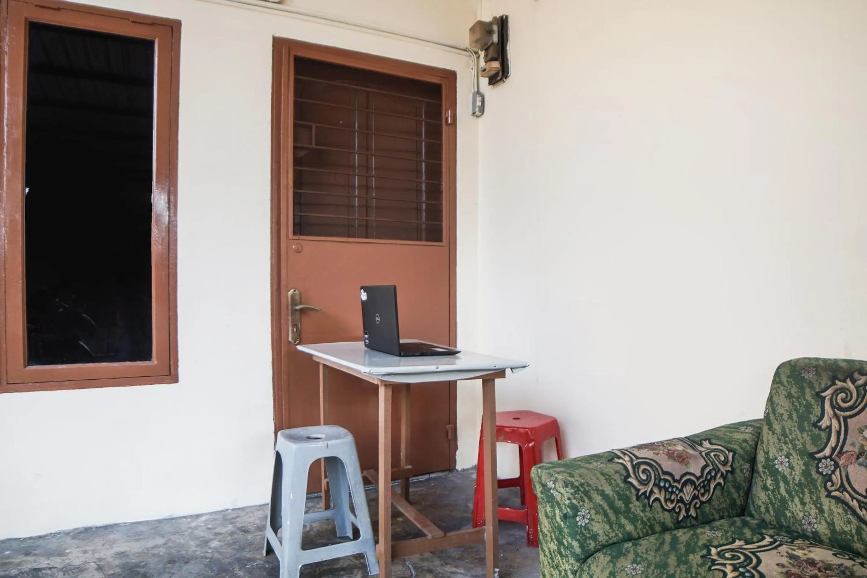 Lobby or reception in Hotel O Kost Ketapang Syariah