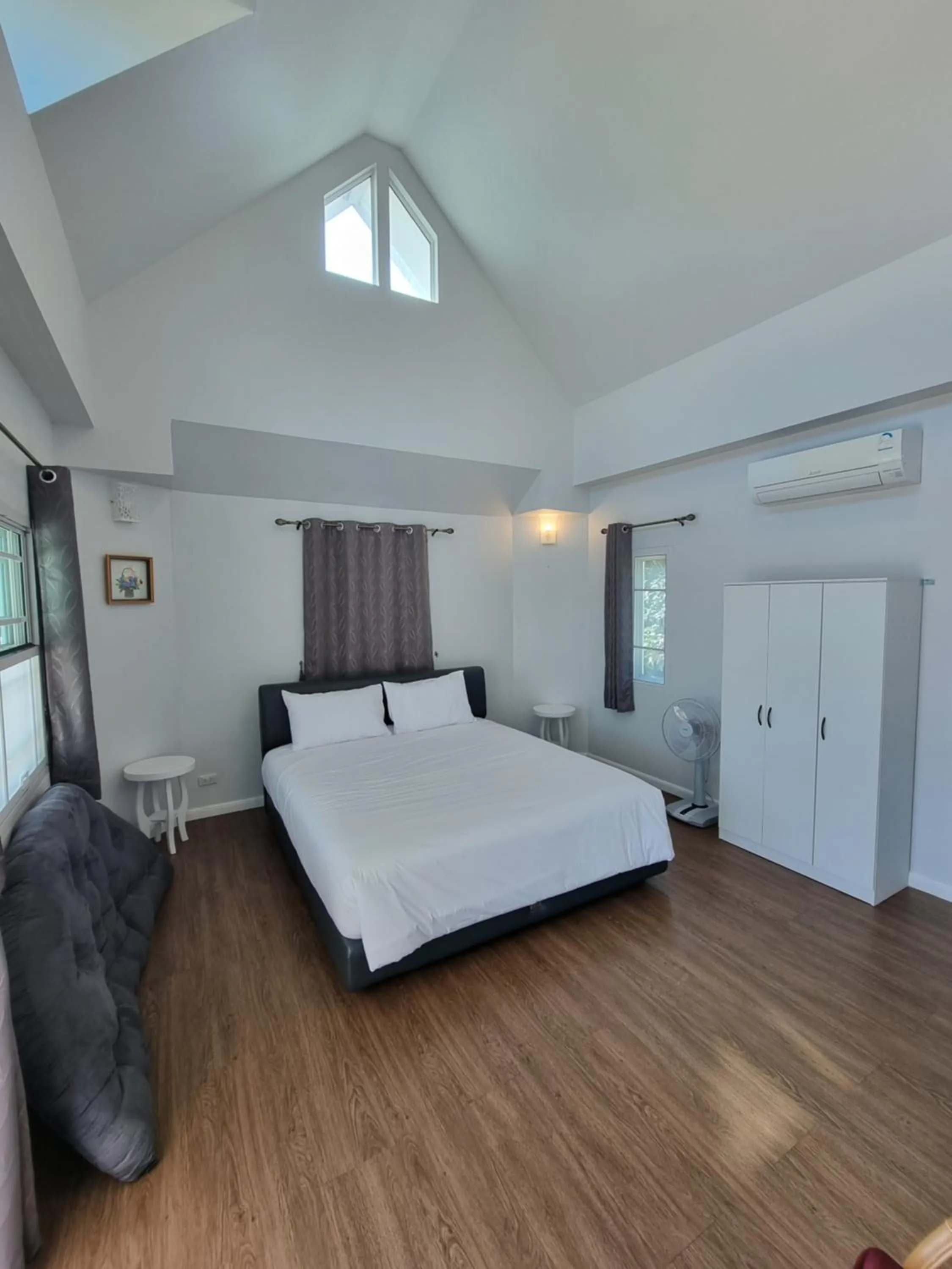 Bed in MonMin Farmstay