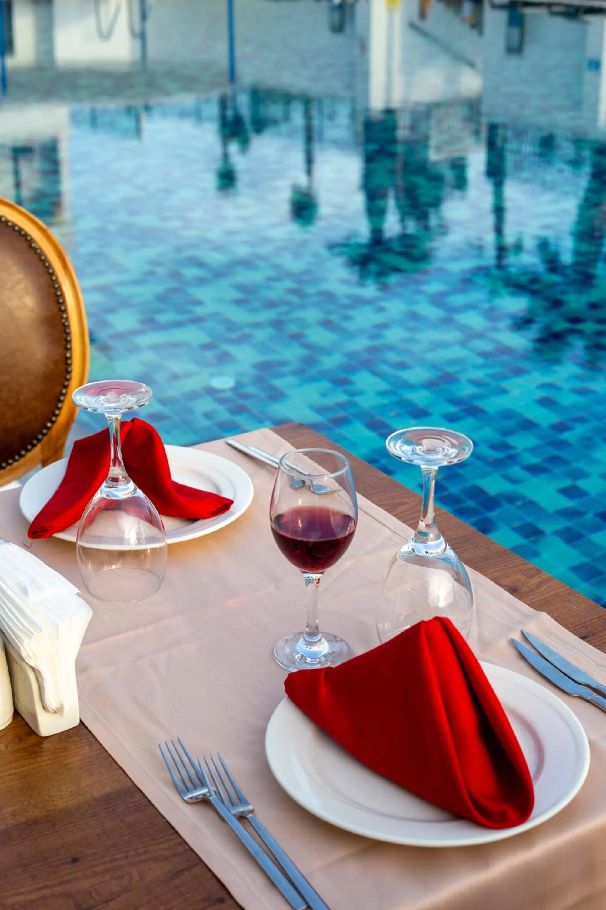 Restaurant/places to eat in Hane Sun Elite Hotel