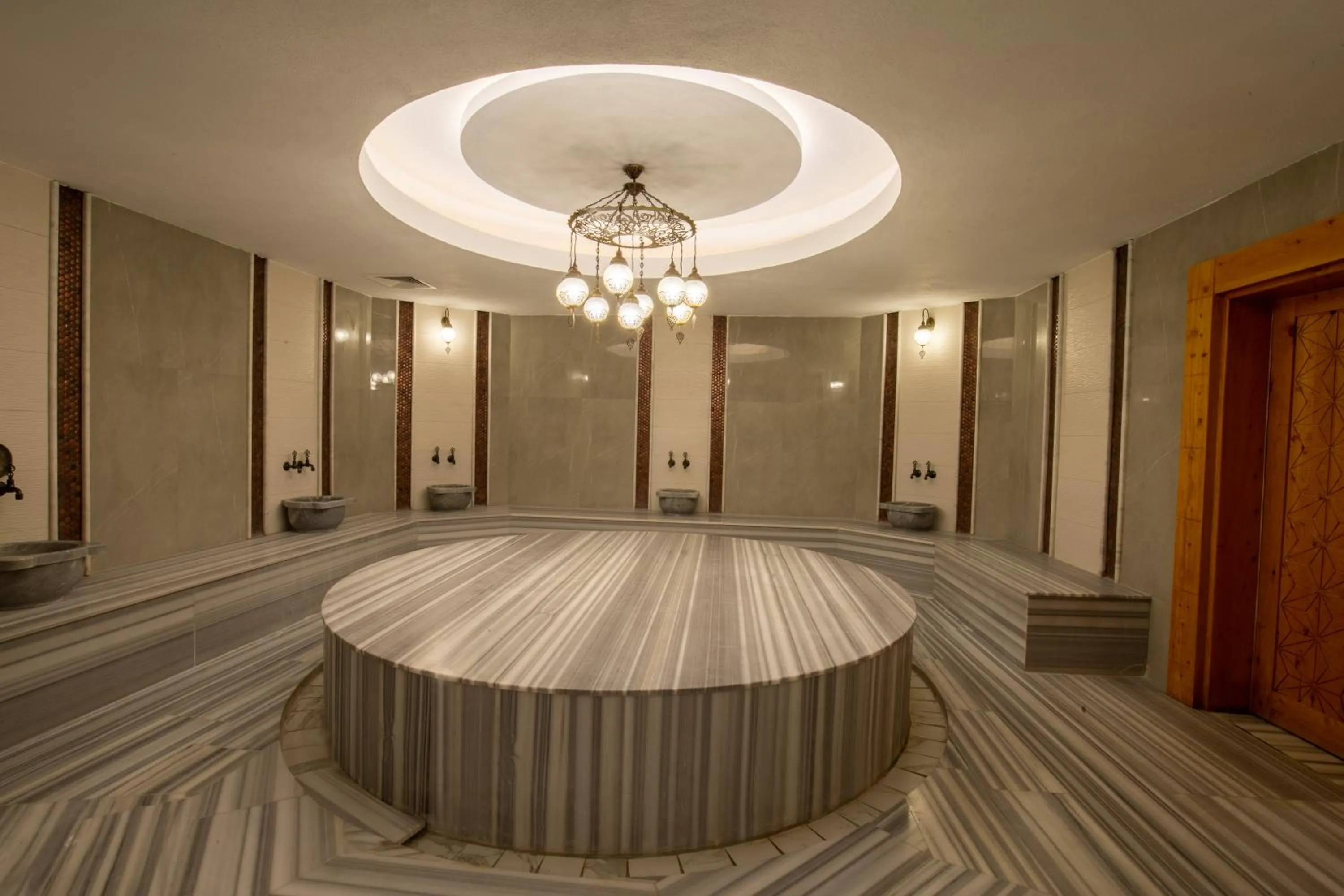 Public Bath in Hane Sun Elite Hotel