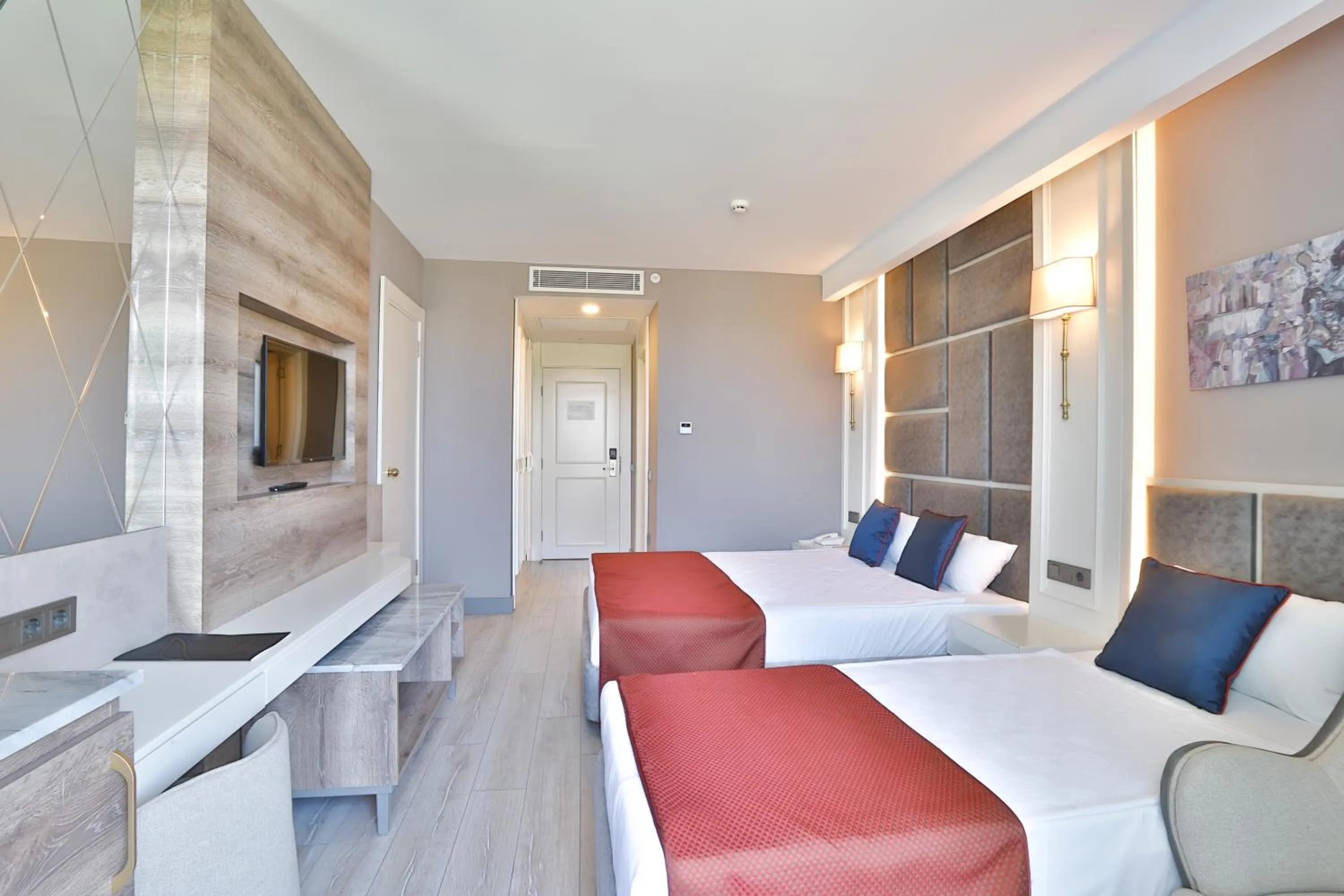 Photo of the whole room, Bed in Hane Sun Elite Hotel