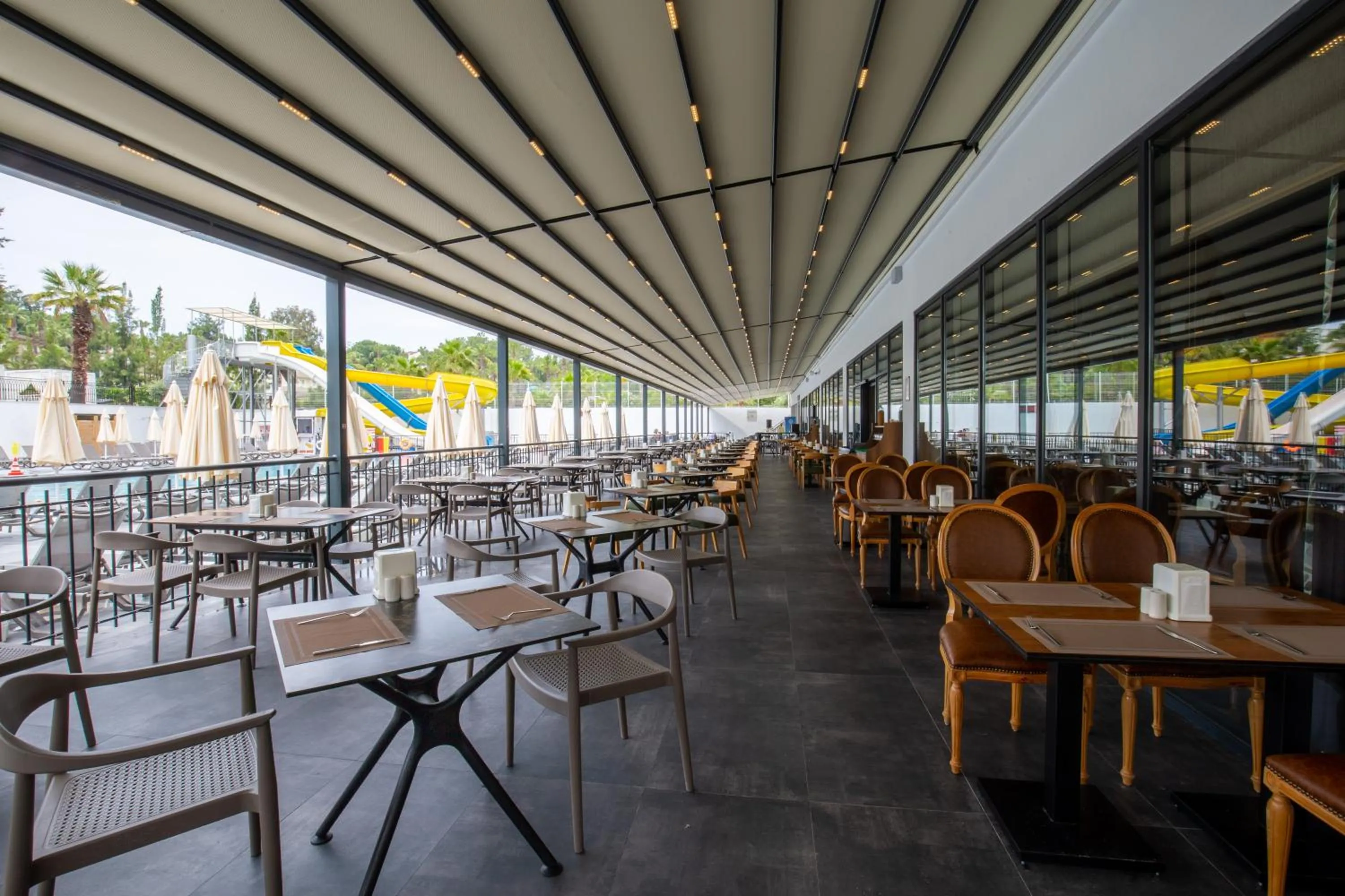 Restaurant/places to eat in Hane Sun Elite Hotel