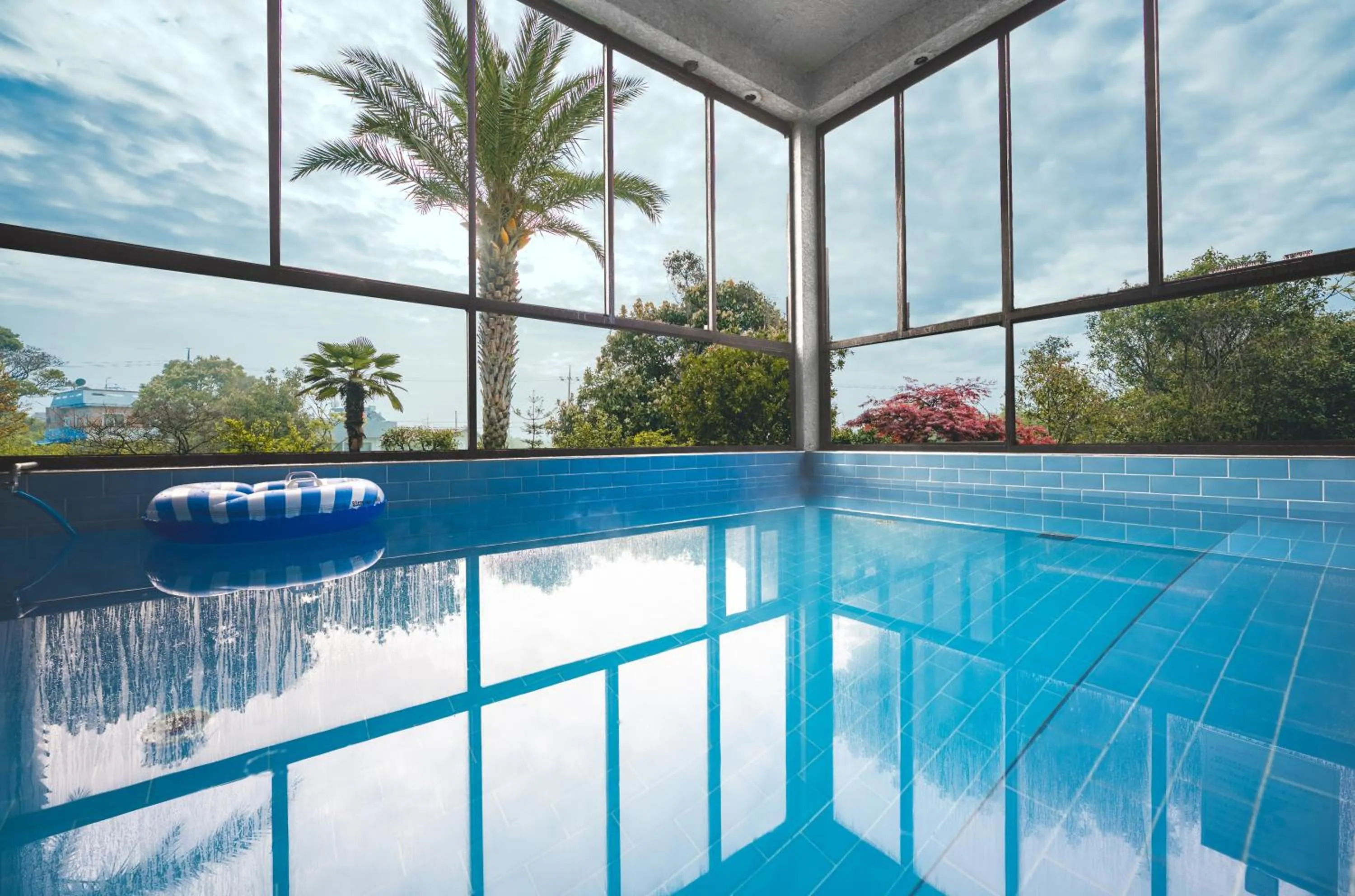 Swimming pool in The Some Plus Onpyeong