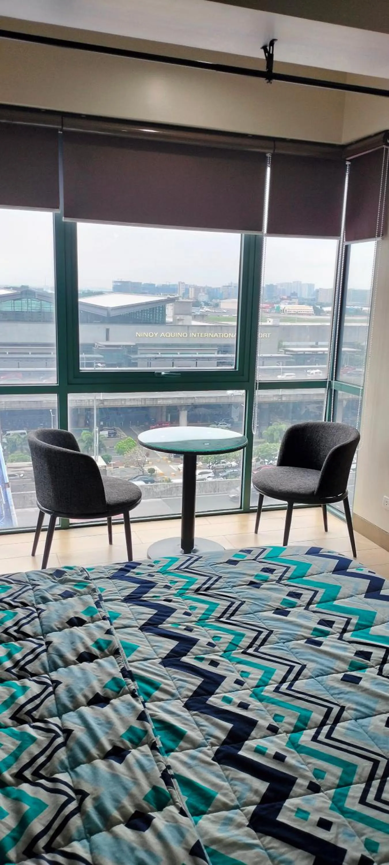 RQUI CONDOTEL INFRONT OF NAIA TERMINAL 3