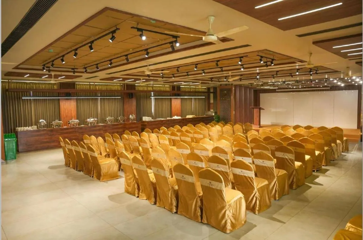 Banquet/Function facilities in Crystal Suites