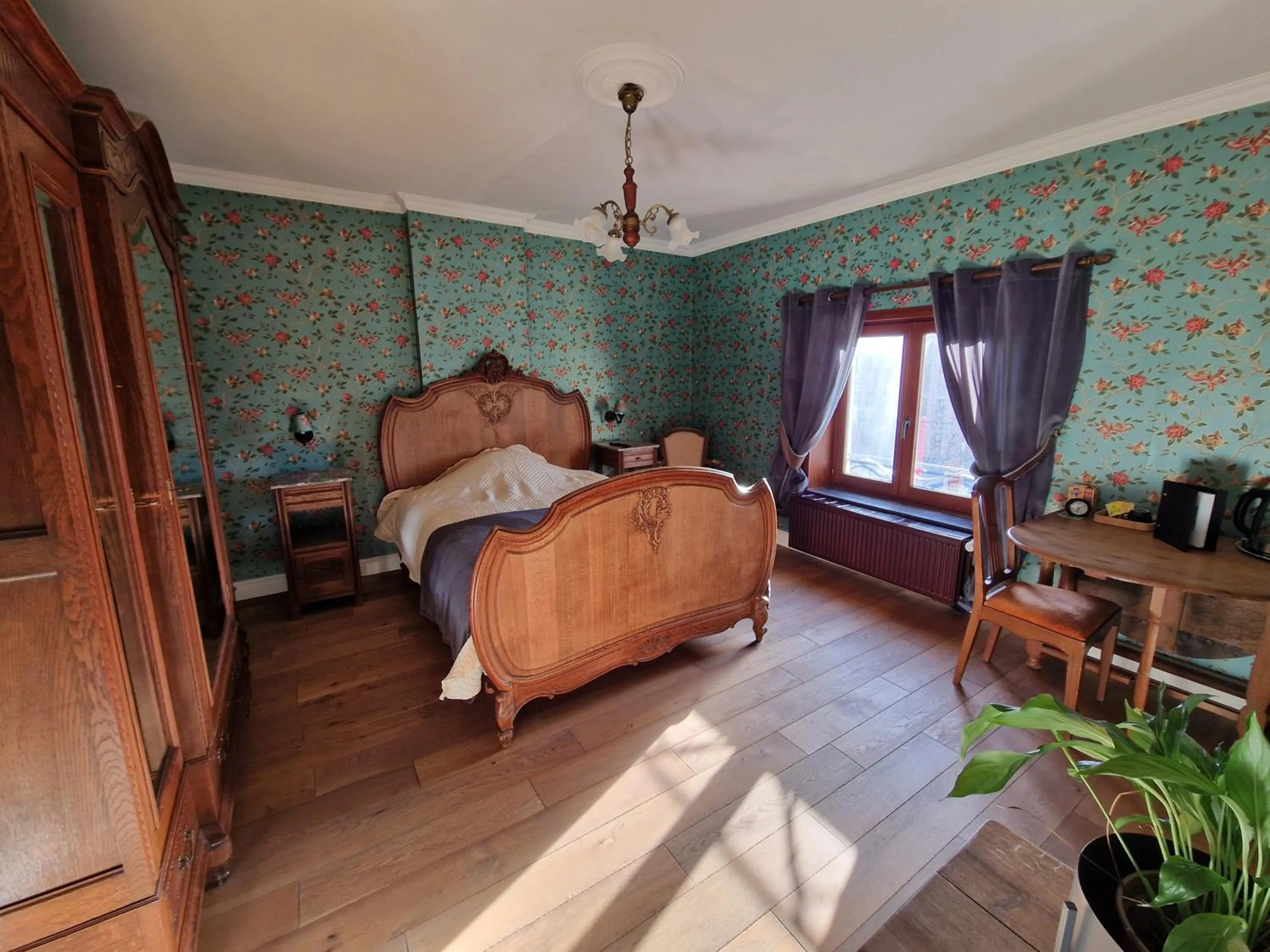Bedroom, Bed in L'auberge Beauraing