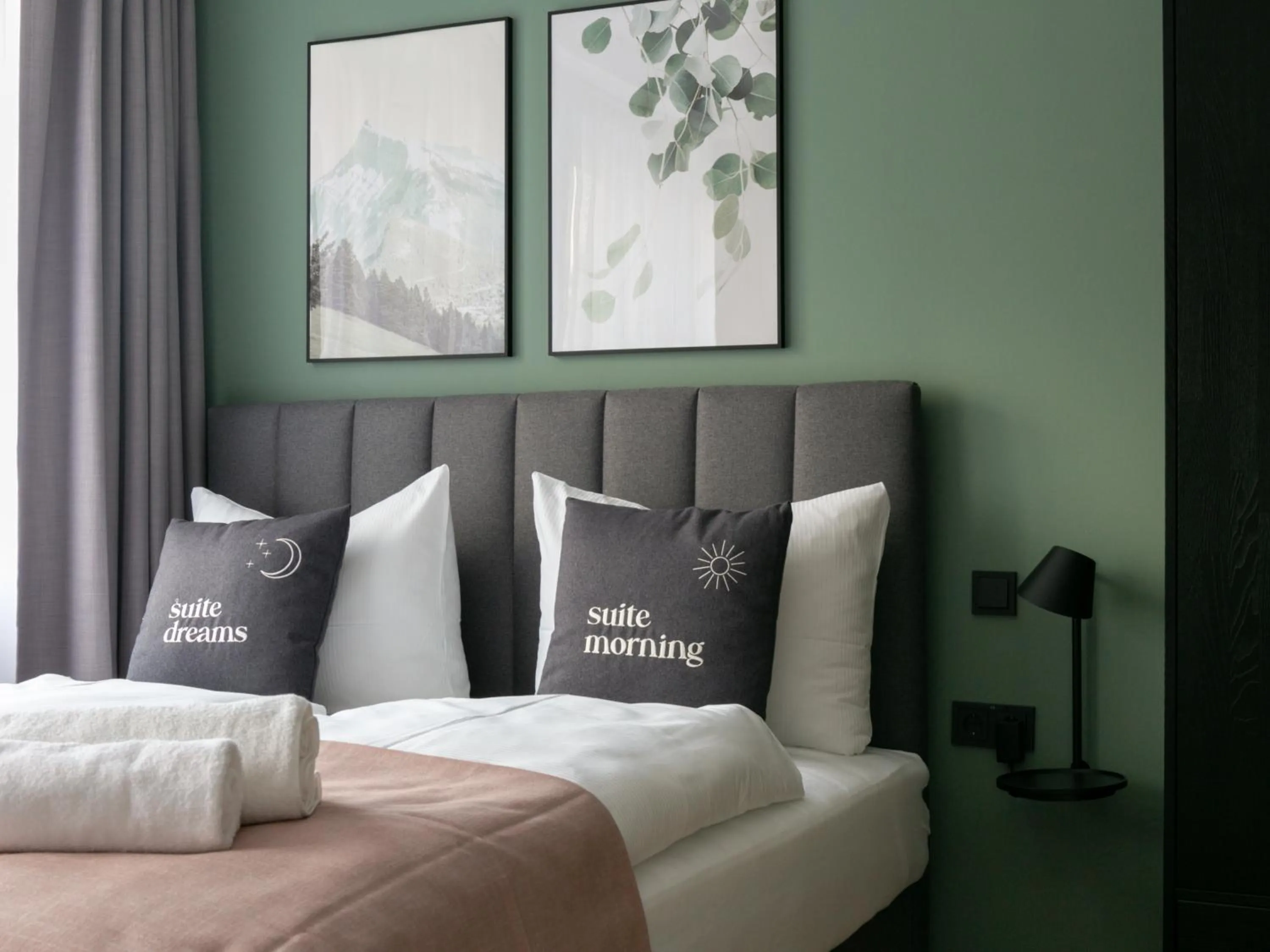 Bed in Limehome Saarbrücken Berliner Promenade