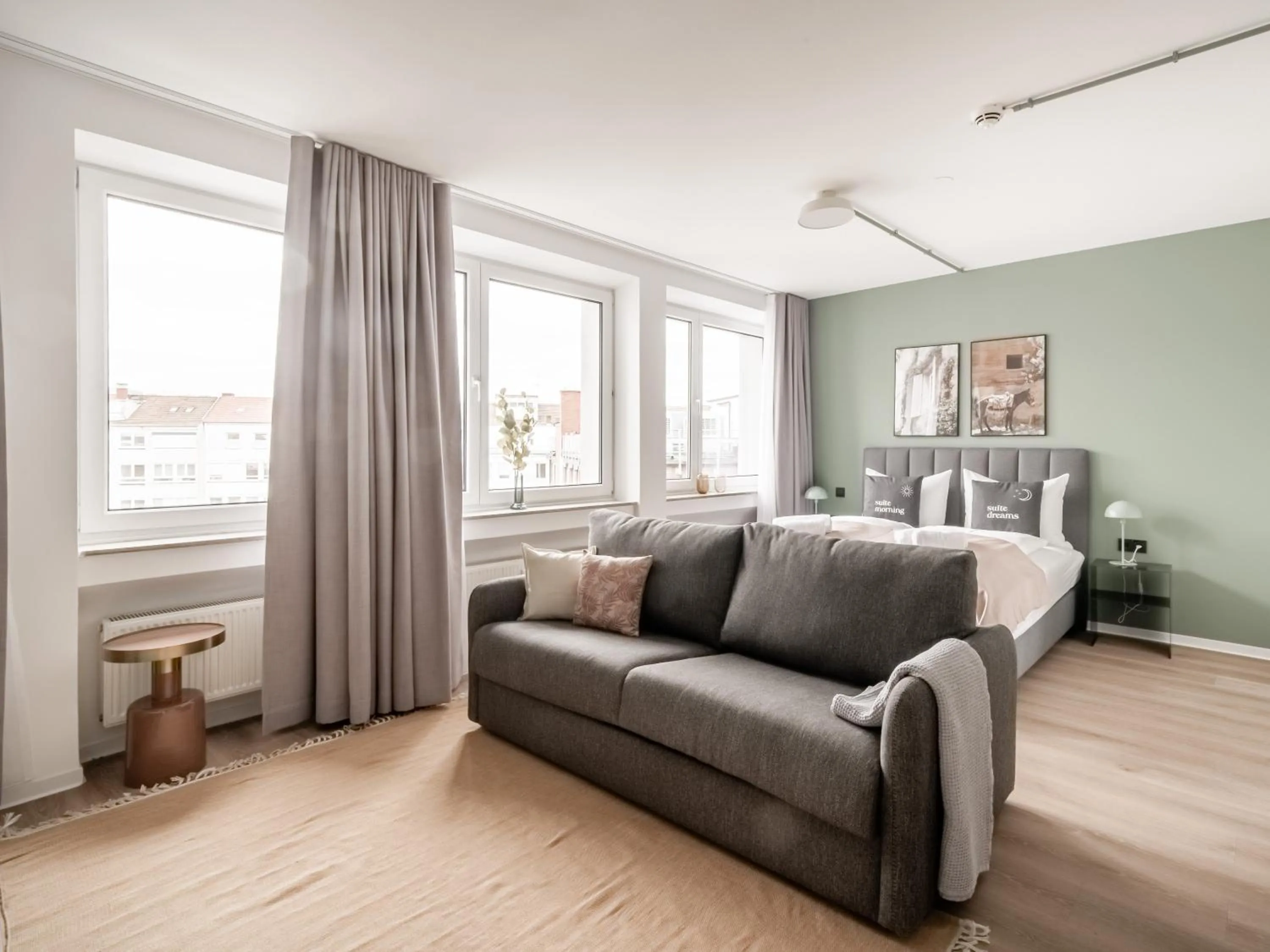 Bed in Limehome Saarbrücken Berliner Promenade