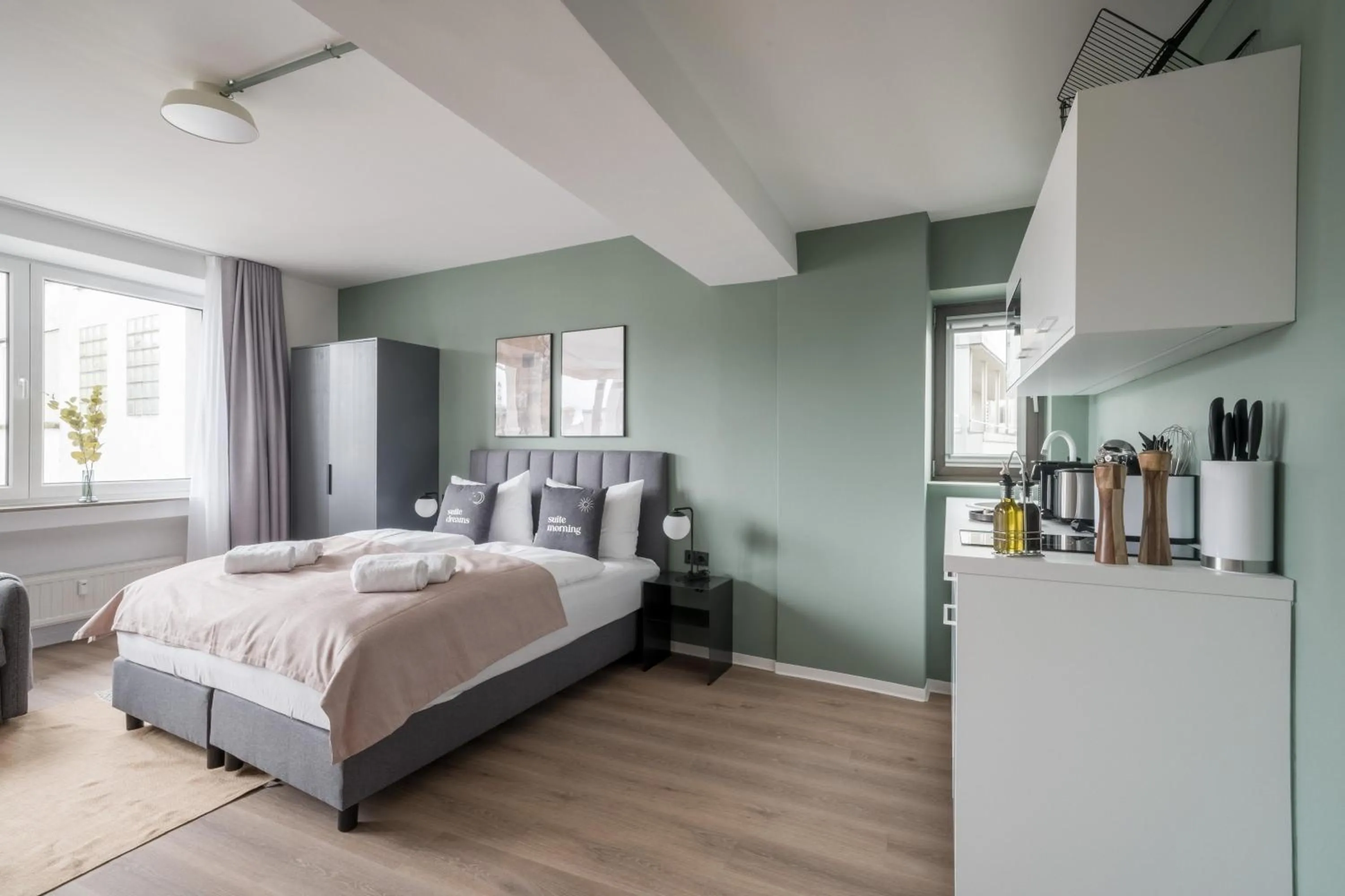 Bed in Limehome Saarbrücken Berliner Promenade