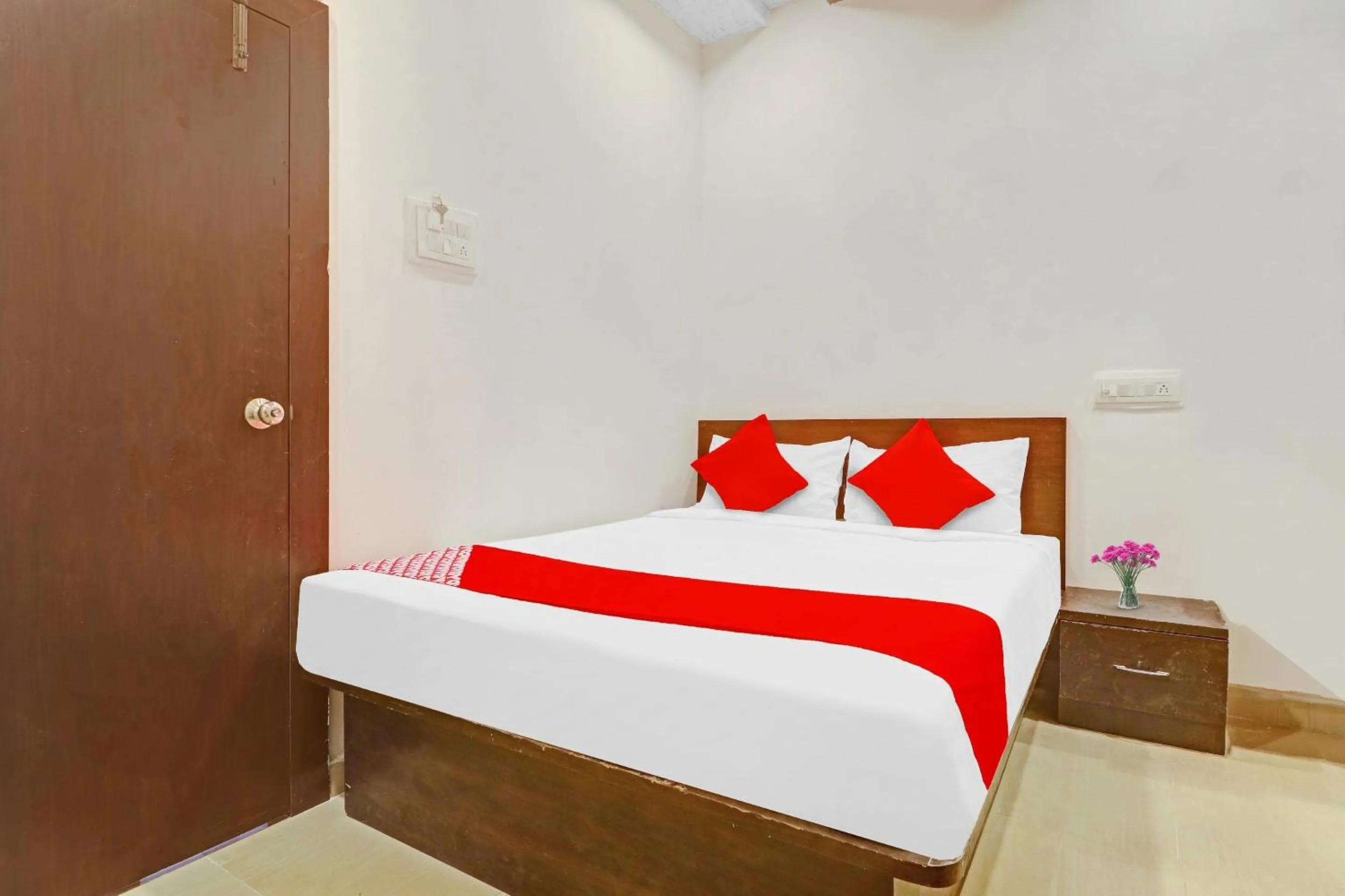Bedroom, Bed in Hotel O R Square Near LB Nagar Metro Station