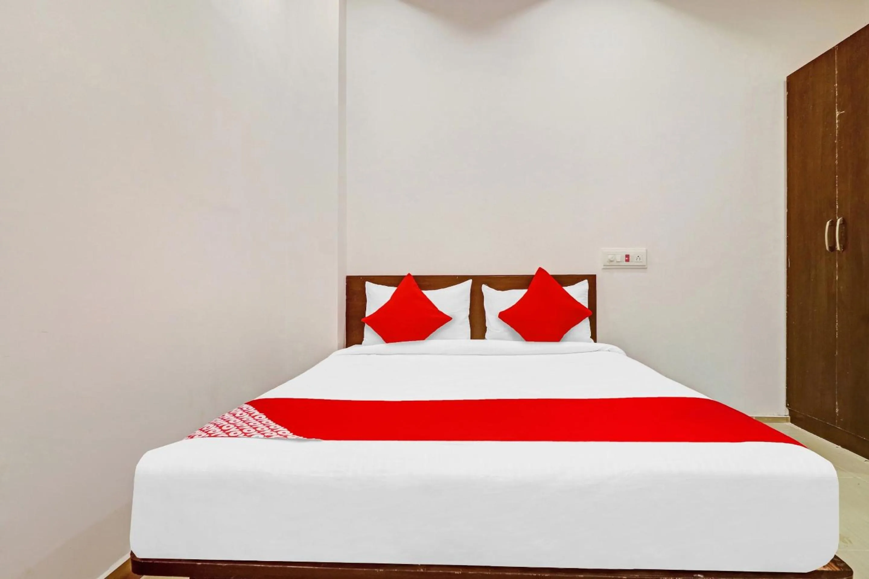 Bedroom, Bed in Hotel O R Square Near LB Nagar Metro Station