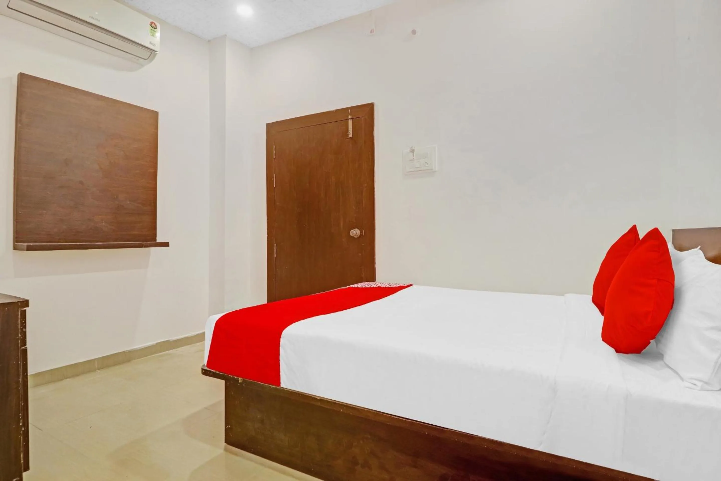 Bedroom, Bed in Hotel O R Square Near LB Nagar Metro Station