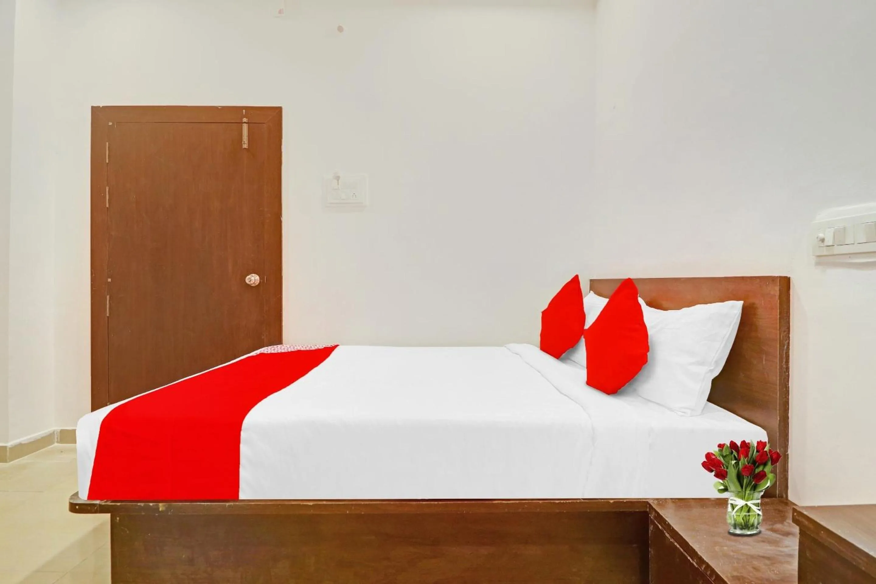Bedroom, Bed in Hotel O R Square Near LB Nagar Metro Station