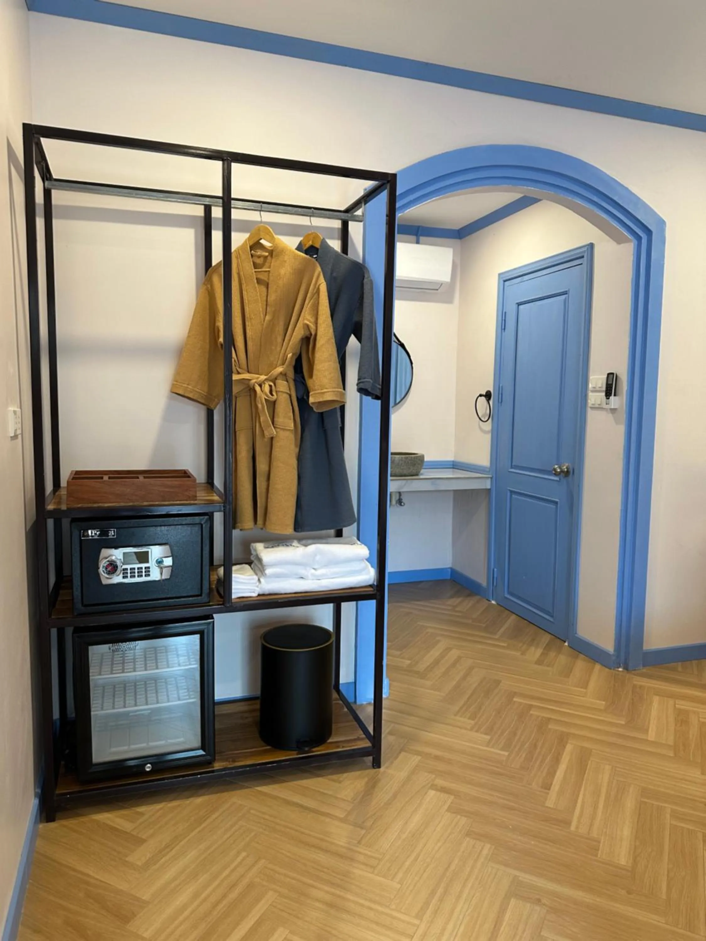 safe in Sadakham Hotel