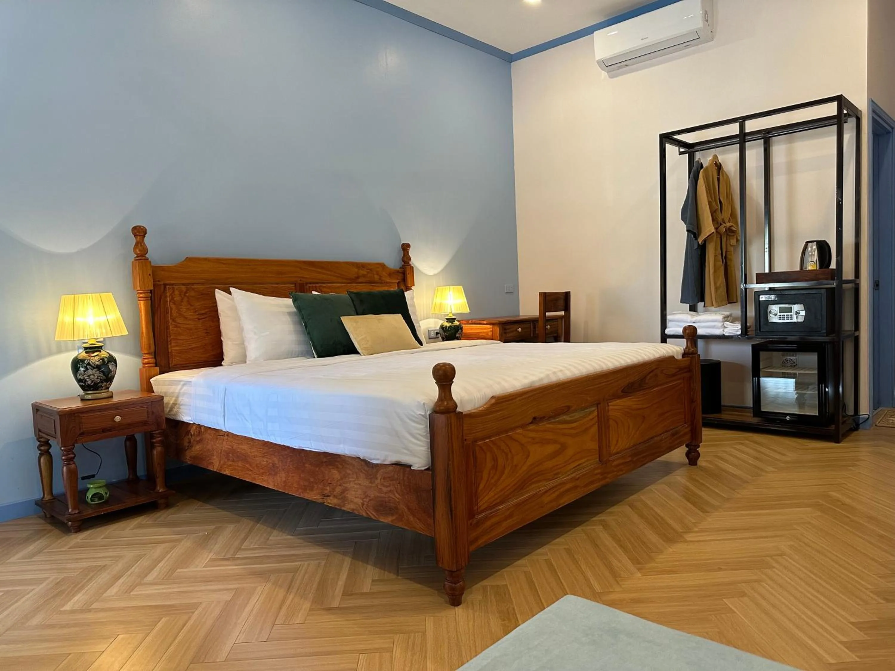 Bed in Sadakham Hotel