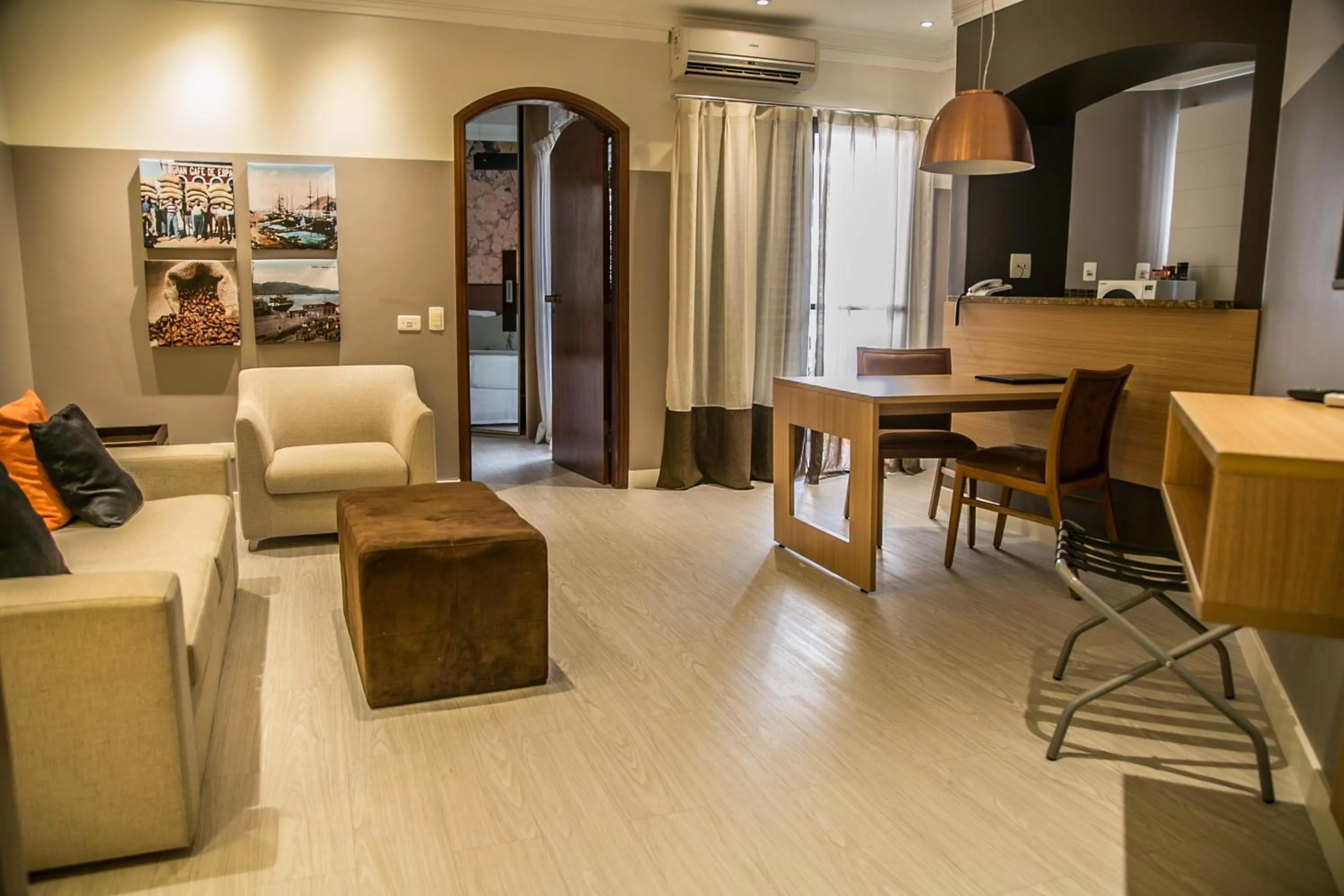 Living room in Cosmopolitan Praia Flat