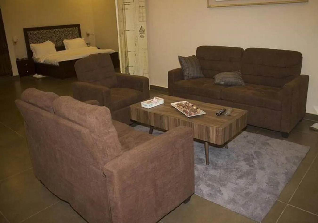 Breakfast in Hôtel Guest House Quatre Saisons