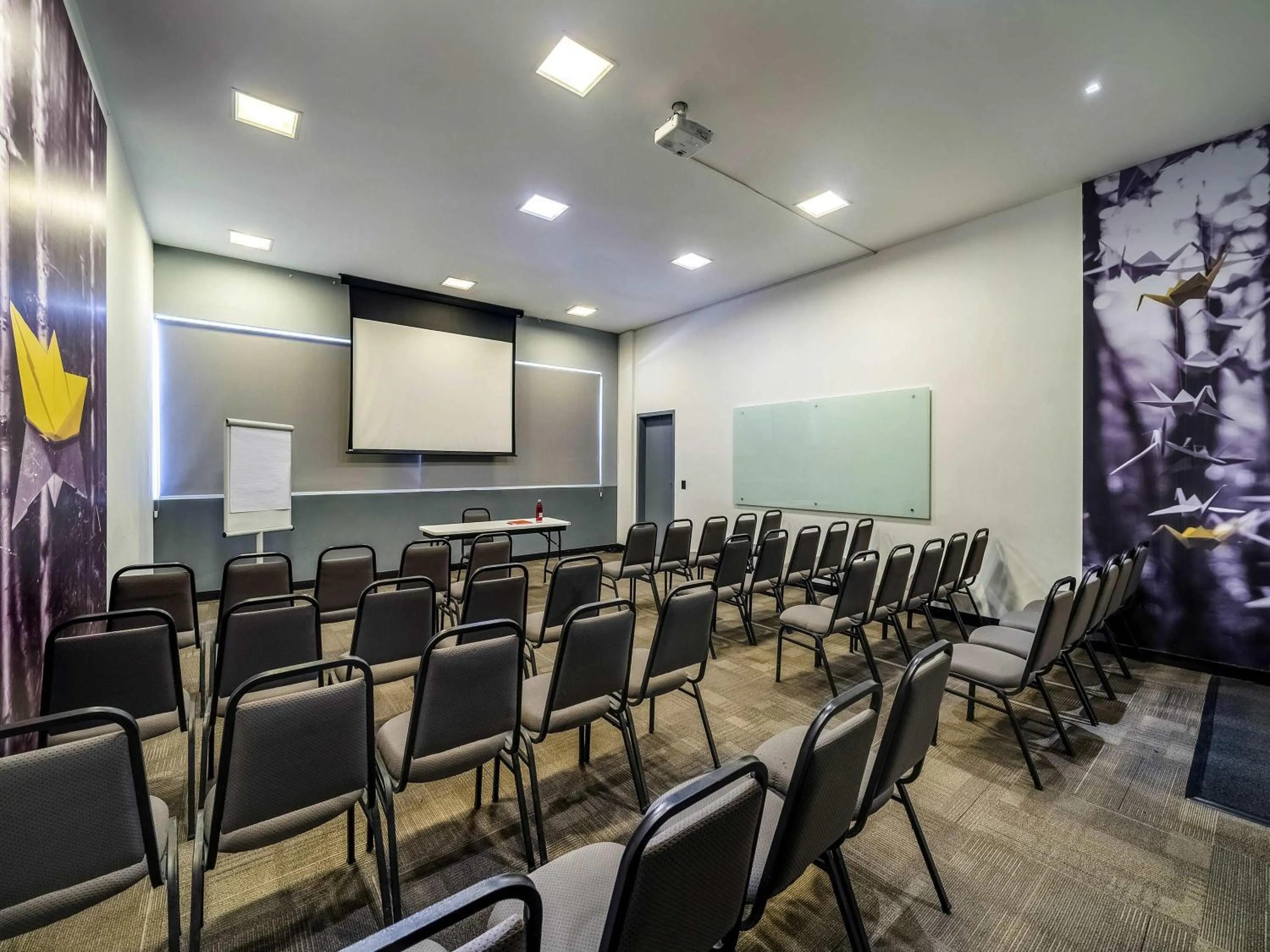 Meeting/conference room in ibis Sorocaba