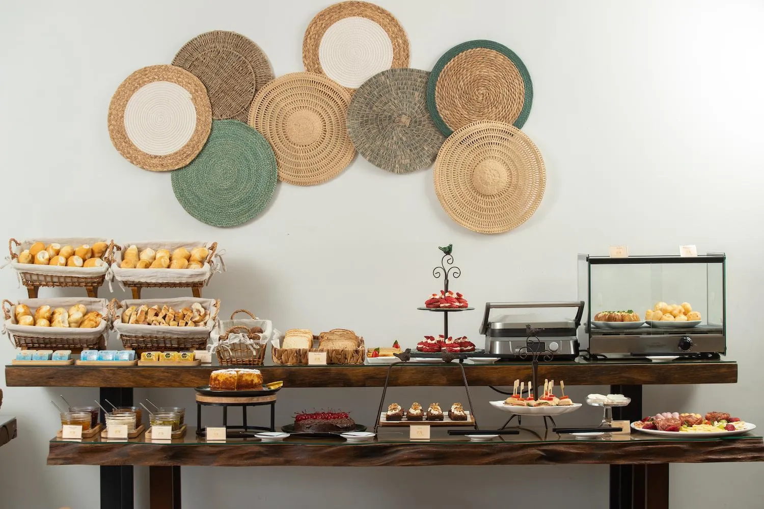 Breakfast in Altitude Lodge Hotel