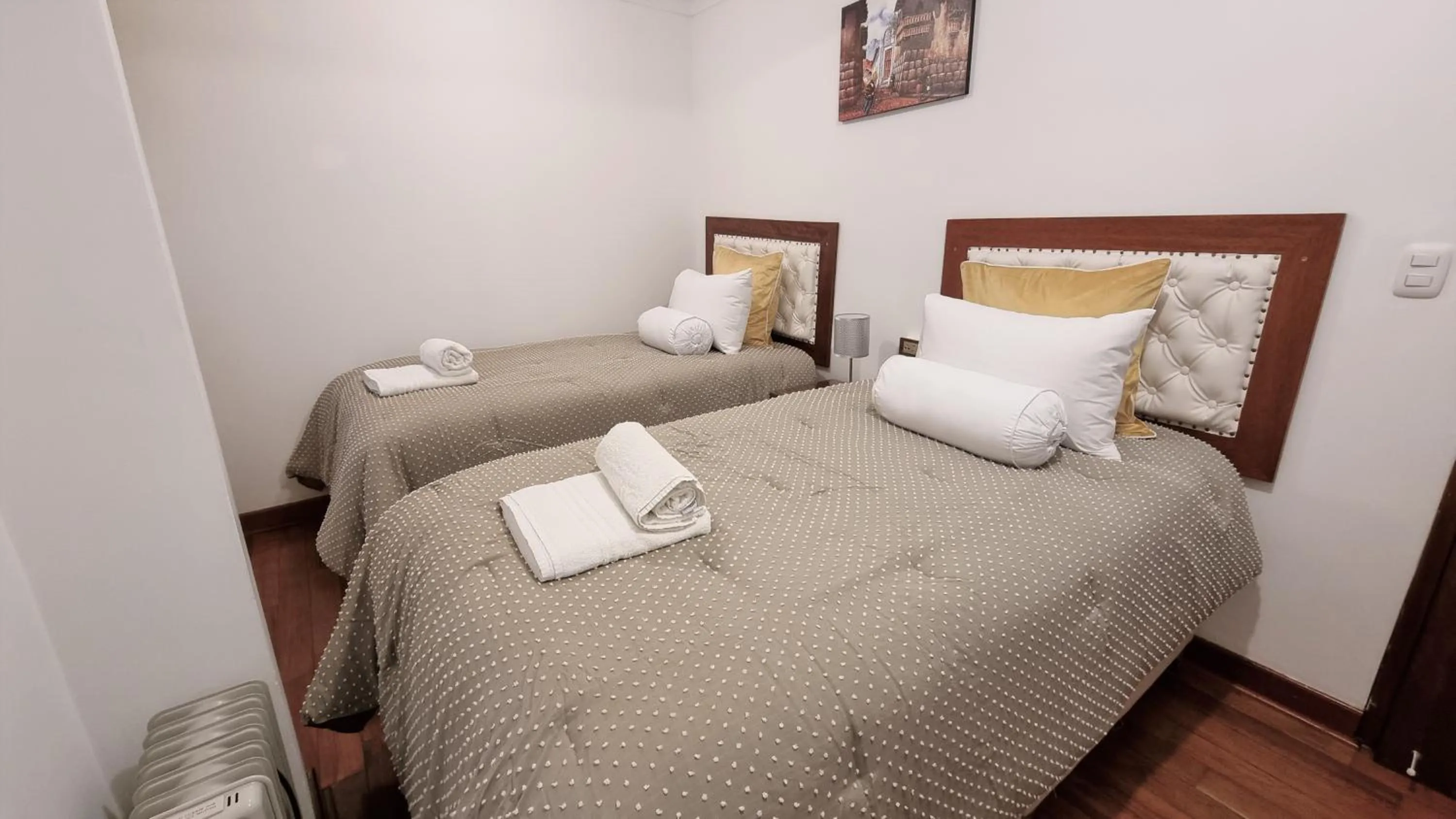 Bed in Hotel-Apartment INKASABIOS