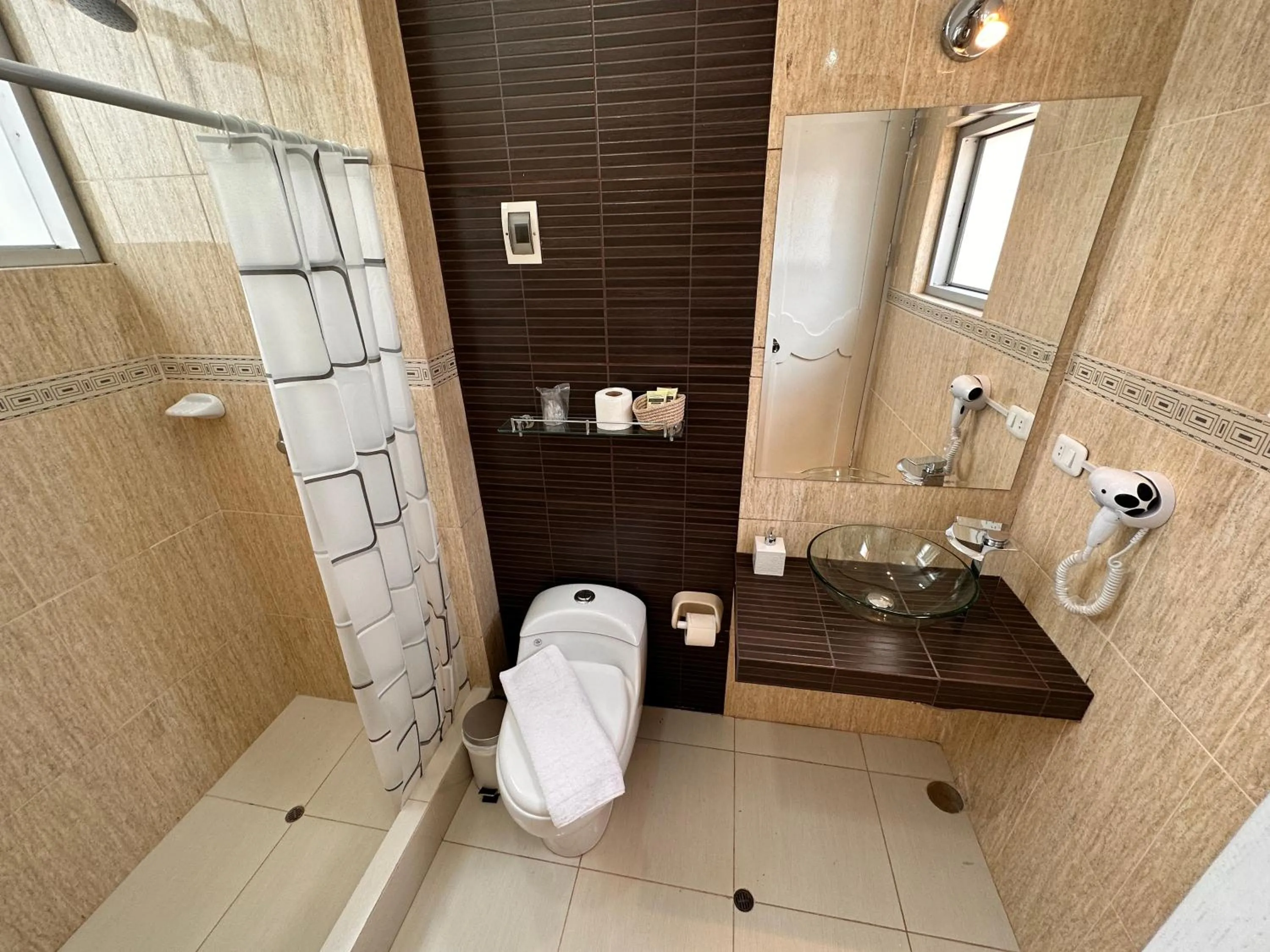 Bathroom in Hotel-Apartment INKASABIOS