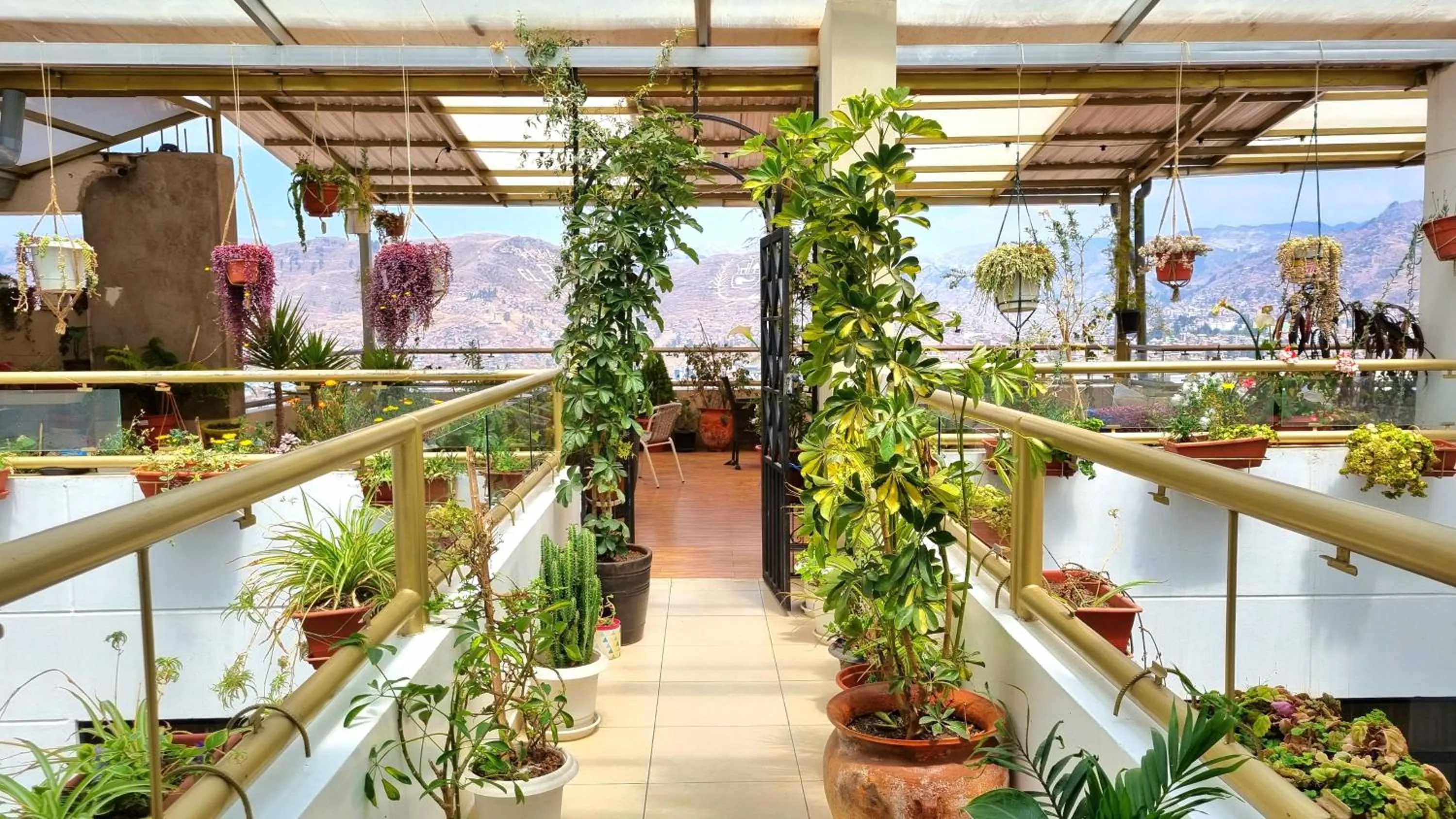 Hotel-Apartment INKASABIOS