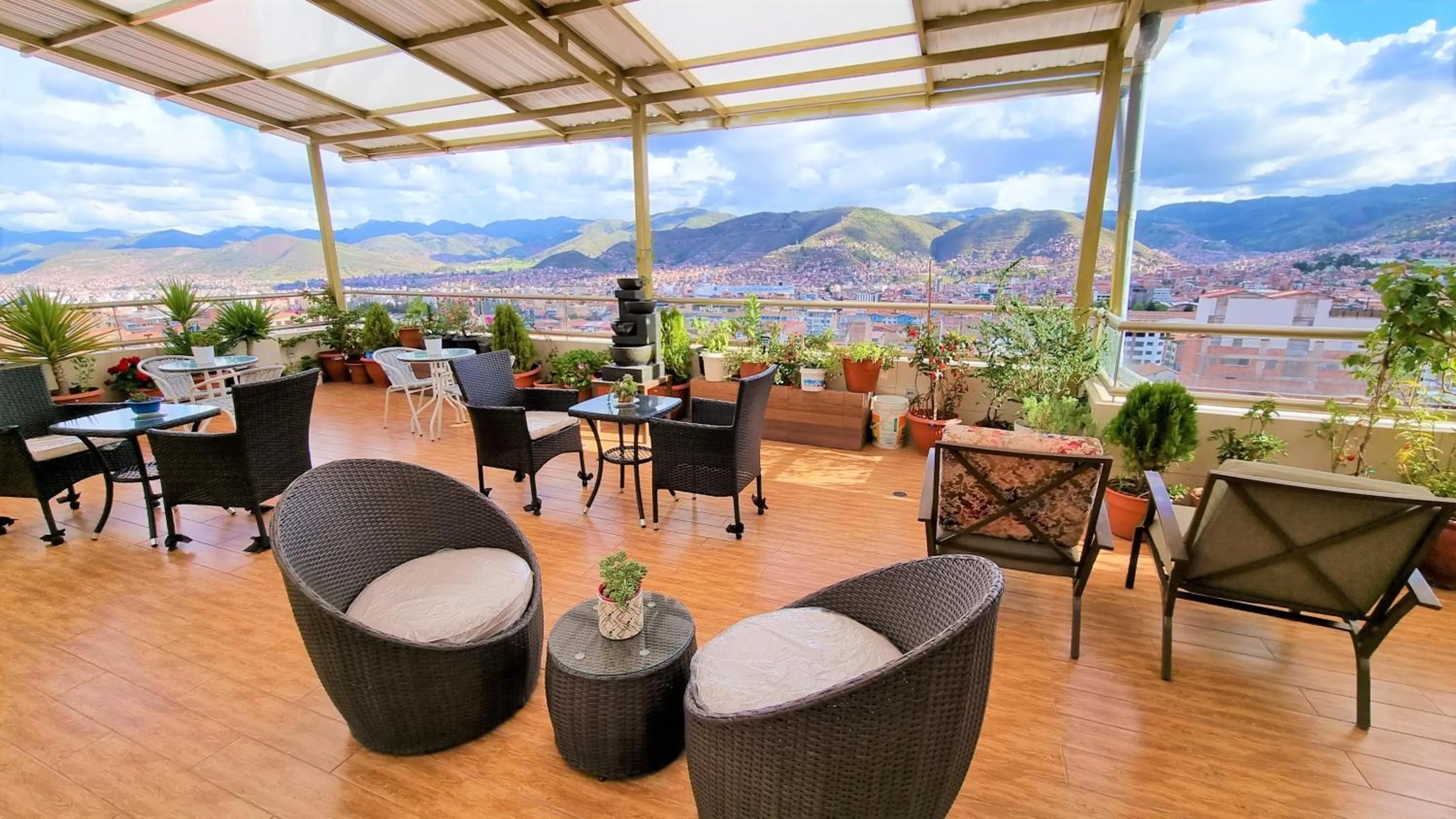 Balcony/Terrace in Hotel-Apartment INKASABIOS