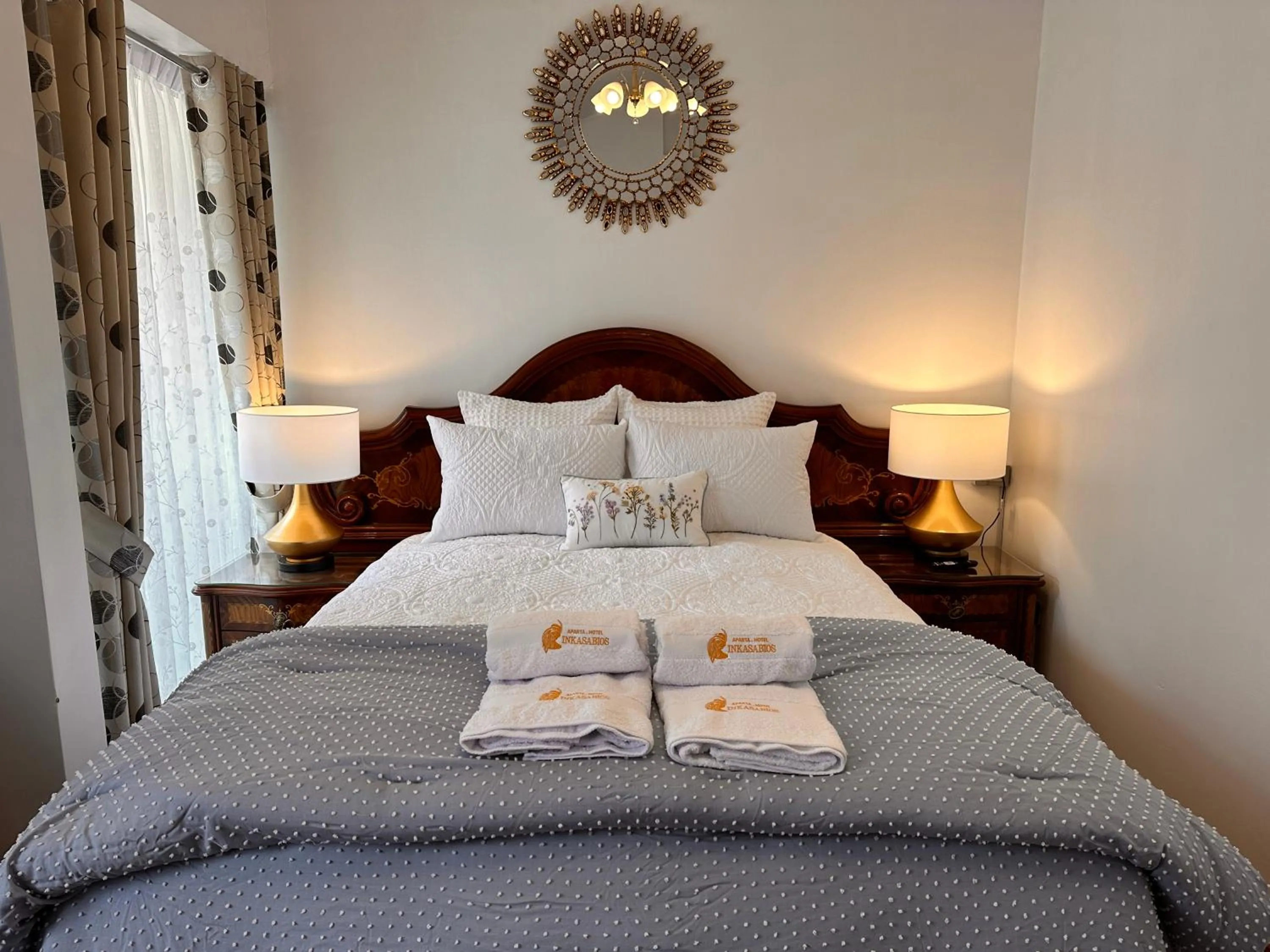 Bed in Hotel-Apartment INKASABIOS