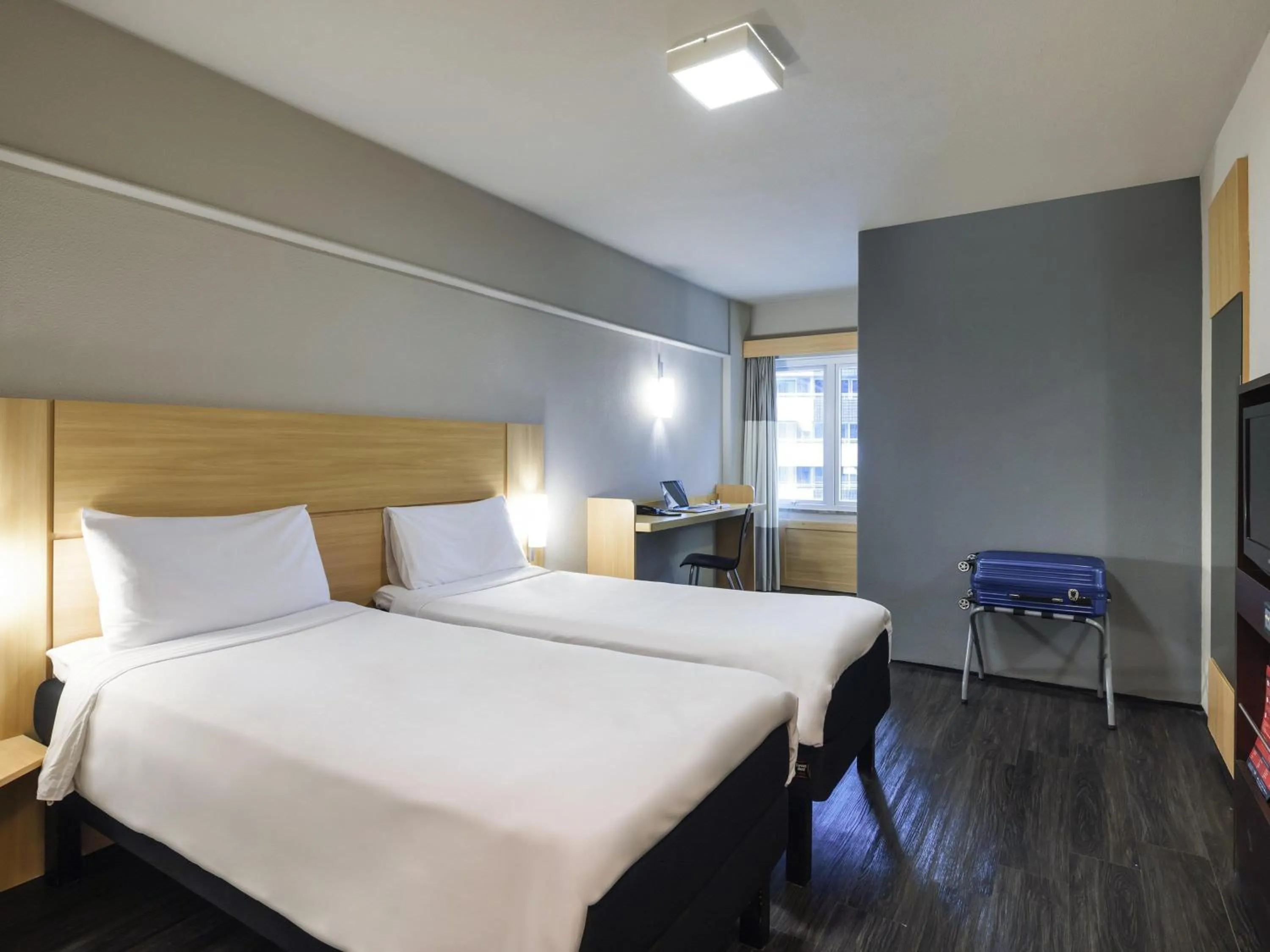 Property building, Bed in ibis Fortaleza Praia de Iracema