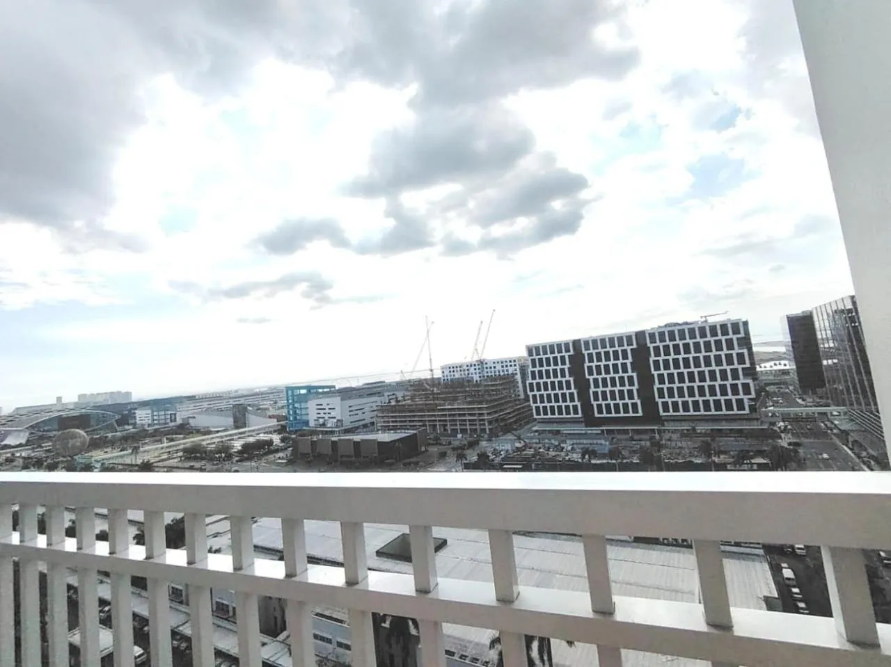 Balcony/Terrace in Shore One Condotel At Mall of Asia, Philippines