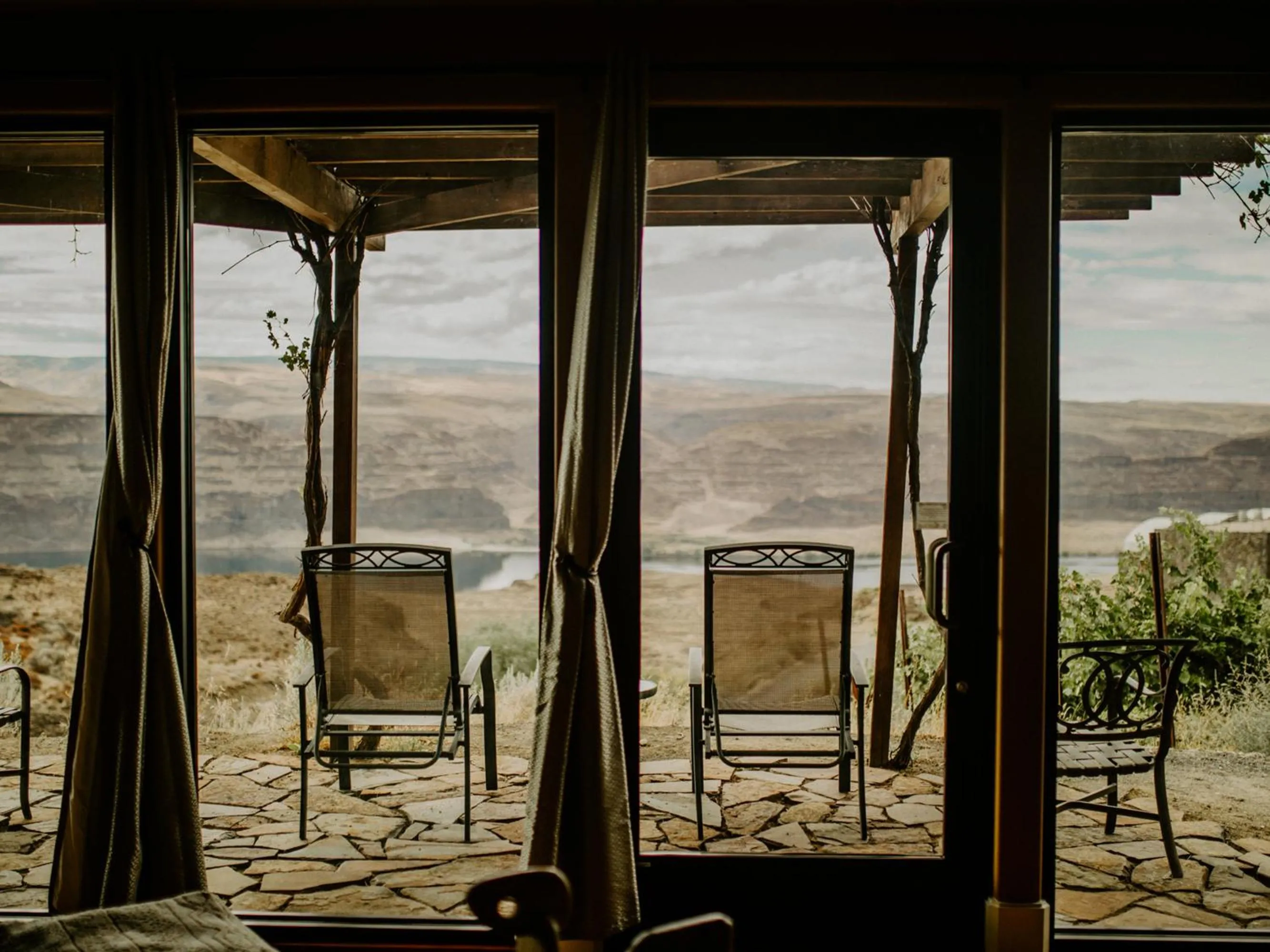 Patio in Sagecliffe Resort & Spa