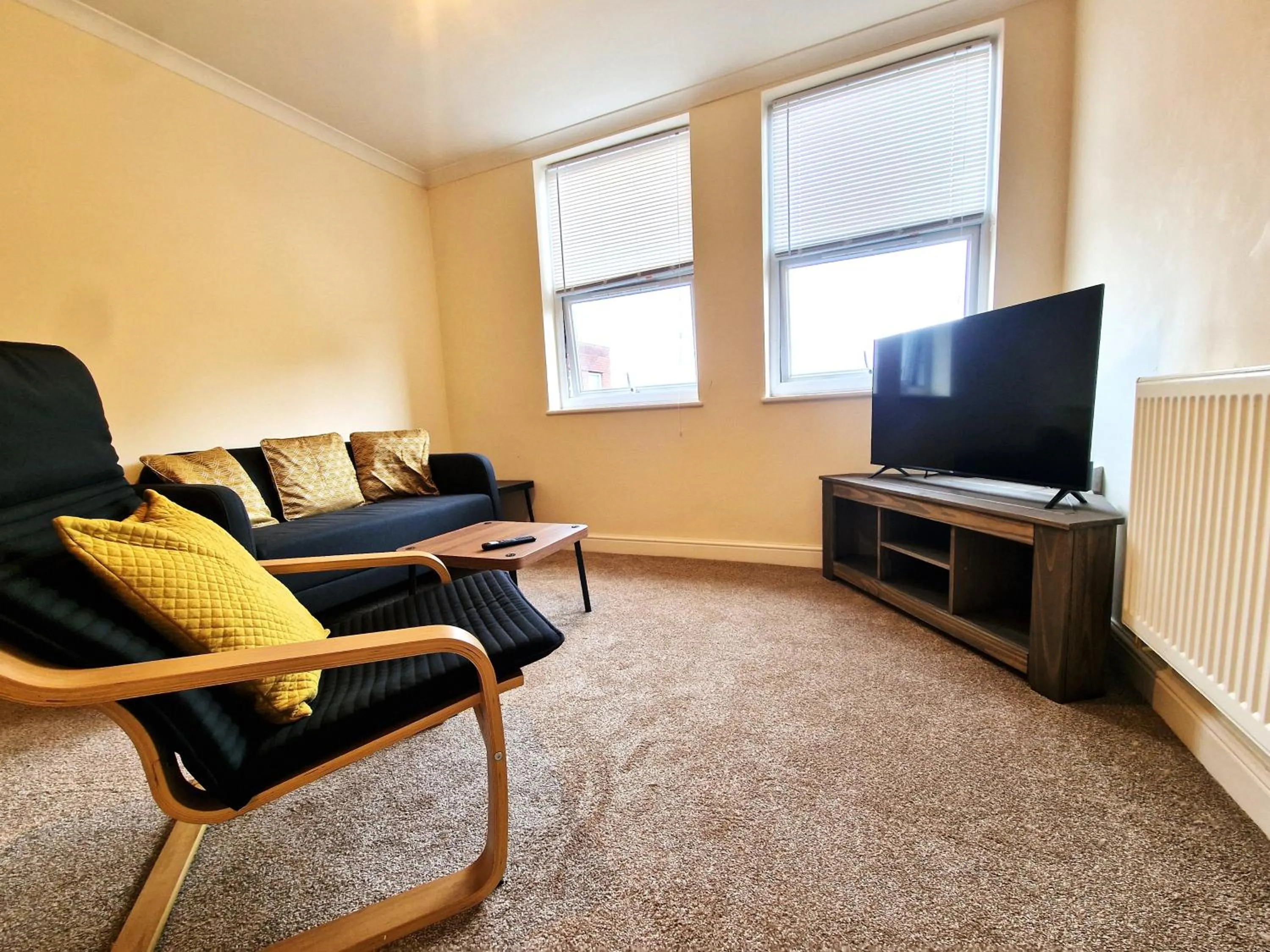 TV and multimedia in Old Town Apartments