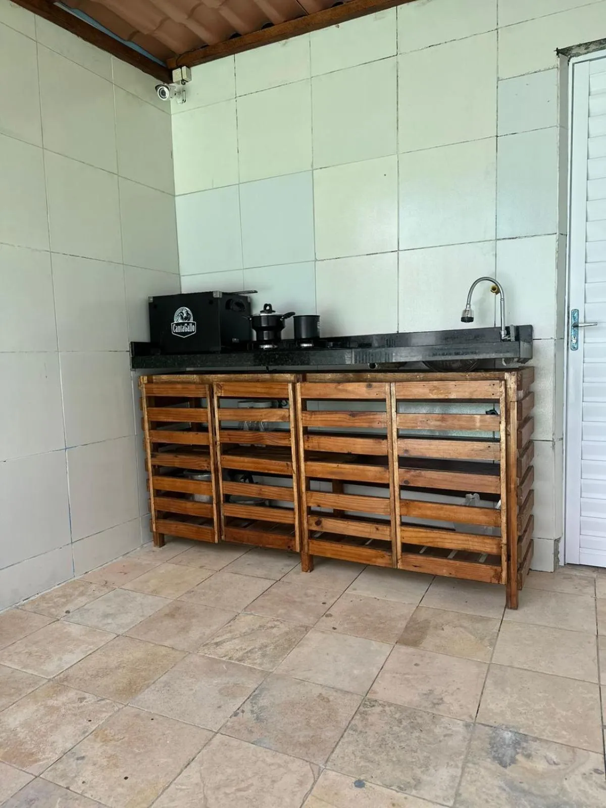 Kitchen or kitchenette in Casa Mar do Sonho