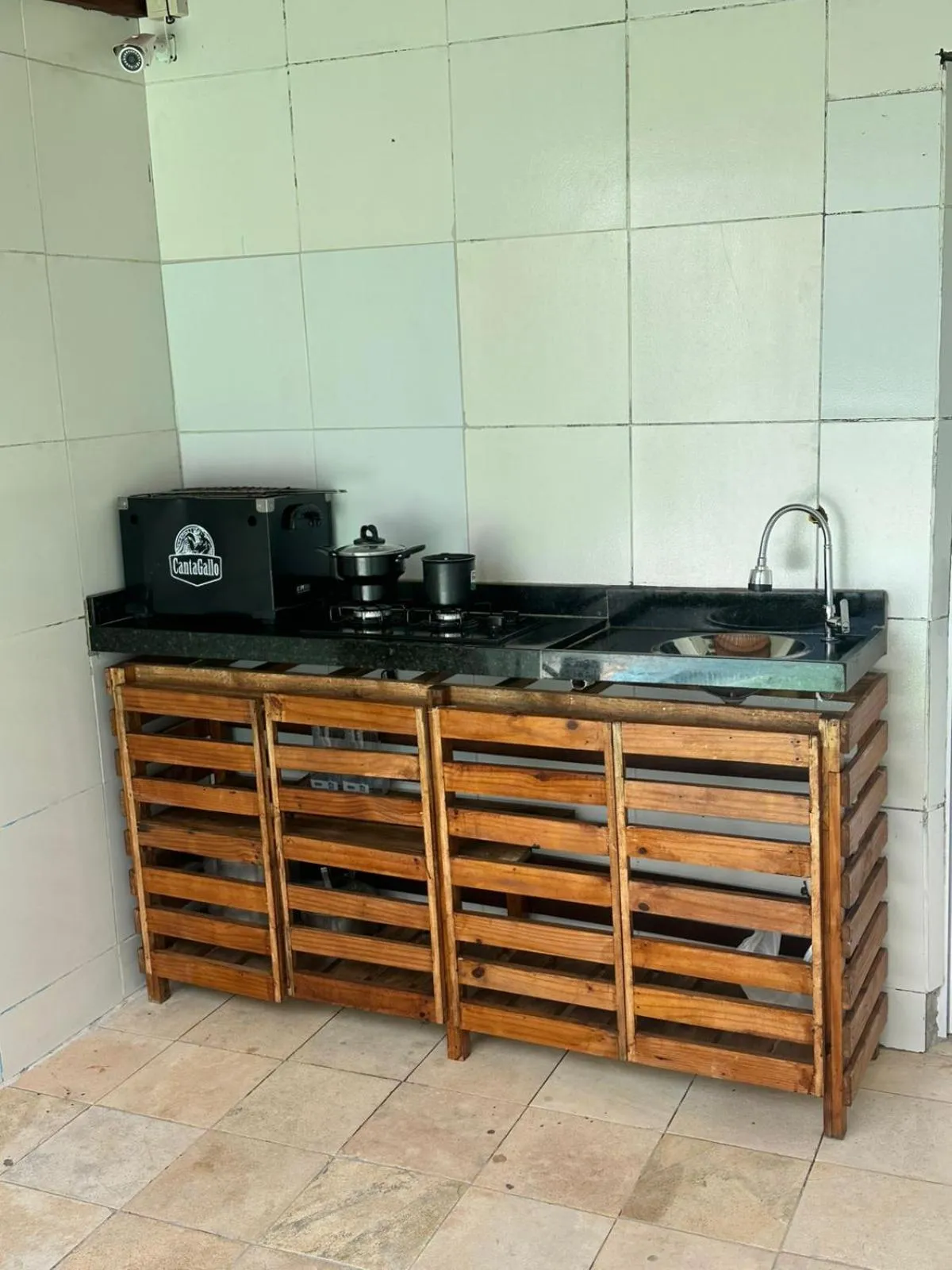 Kitchen or kitchenette in Casa Mar do Sonho