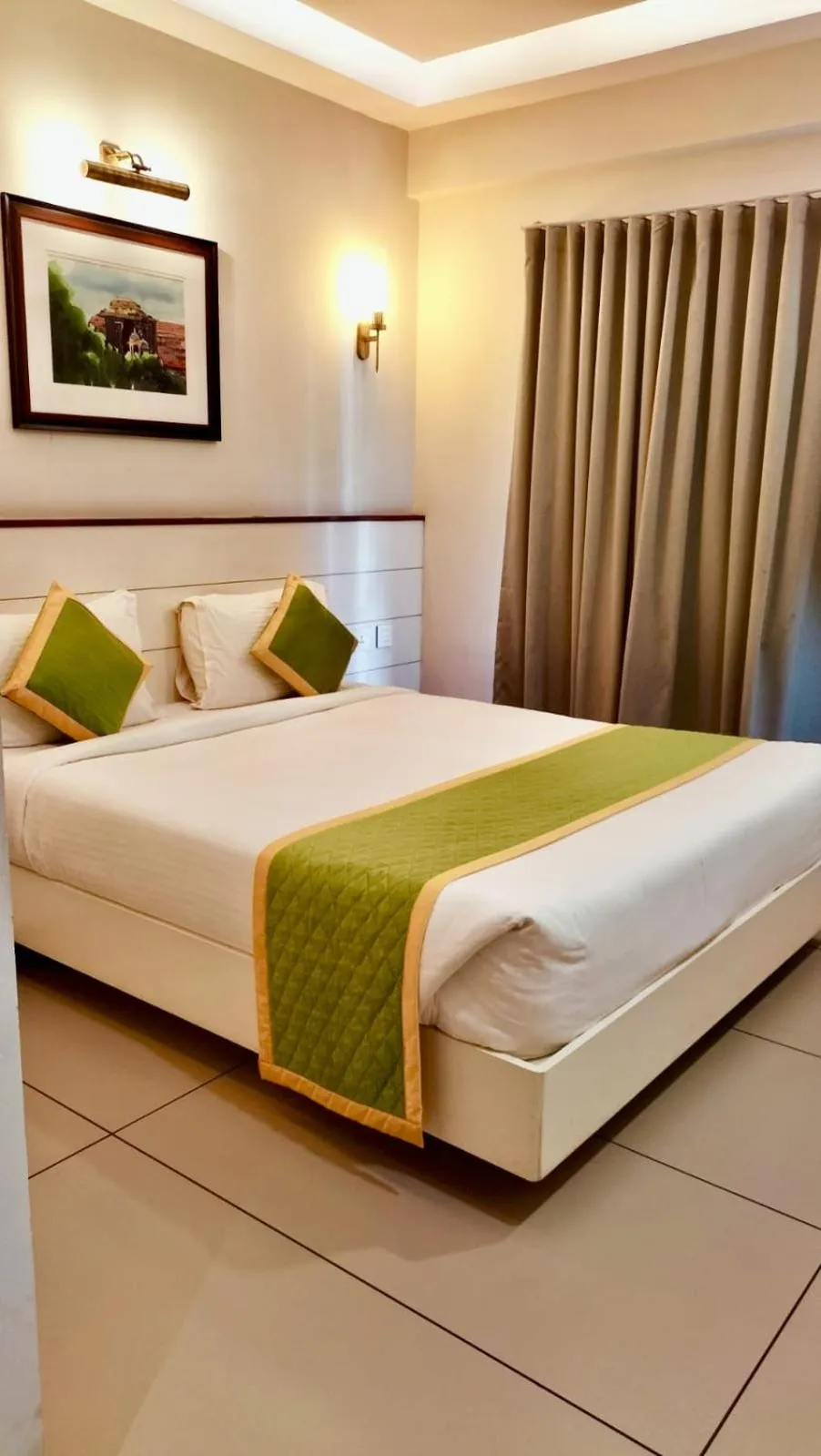 Bedroom, Bed in PEARL MAHE