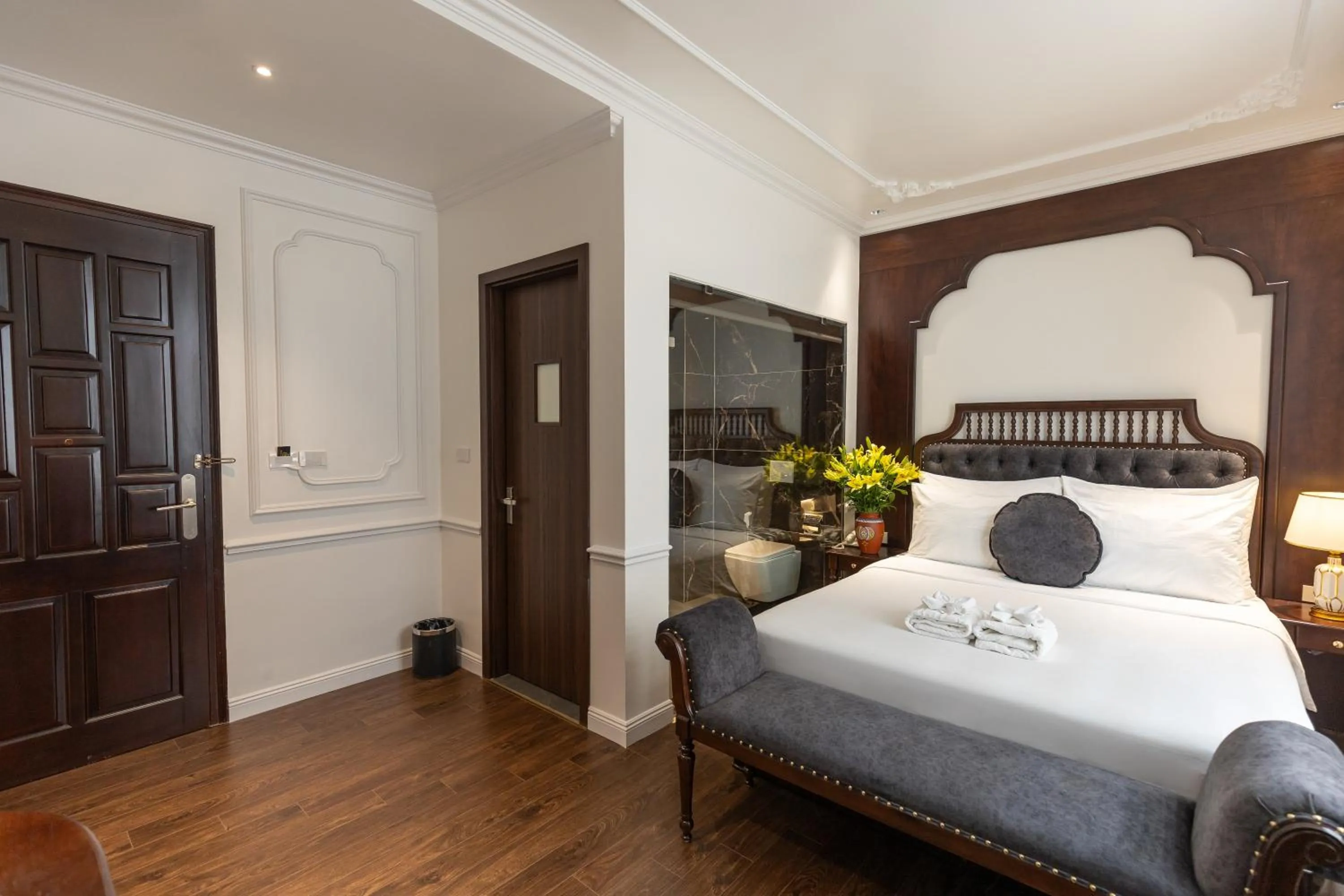 Bedroom, Bed in Hoàng Gia Xa La Boutique Hotel