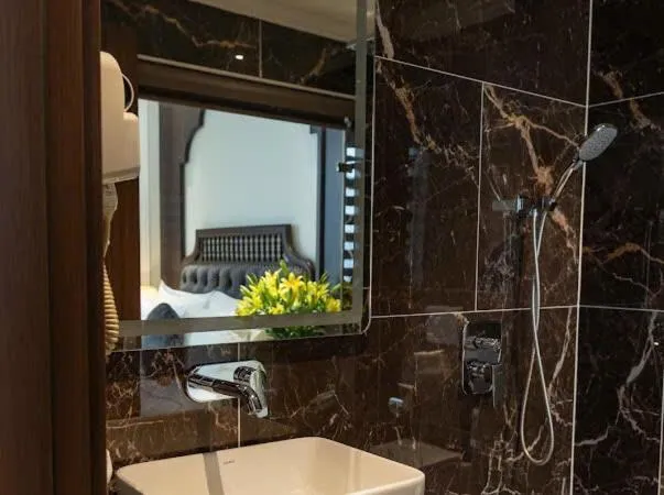 Bed in Hoàng Gia Xa La Boutique Hotel