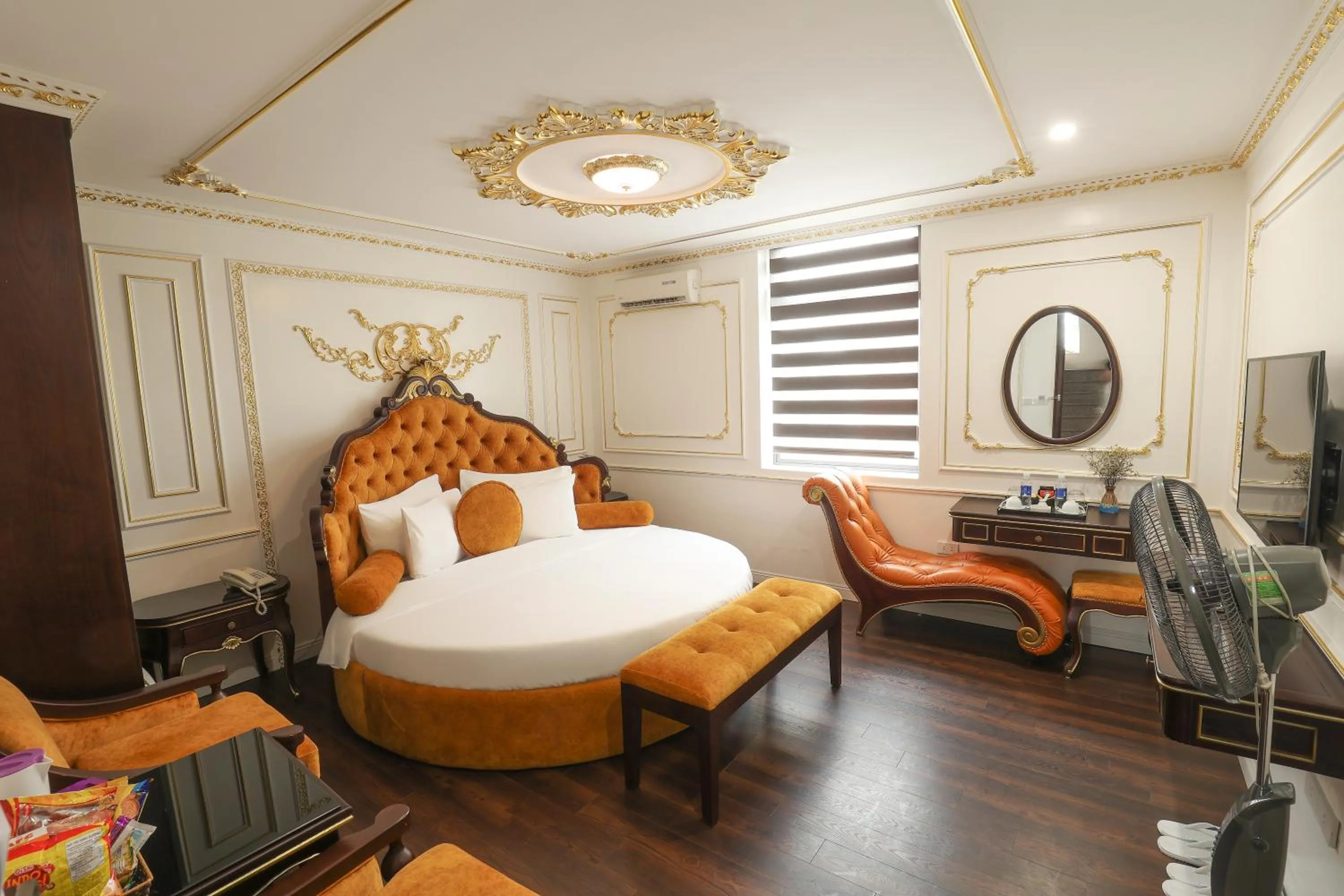 Bed in Hoàng Gia Xa La Boutique Hotel