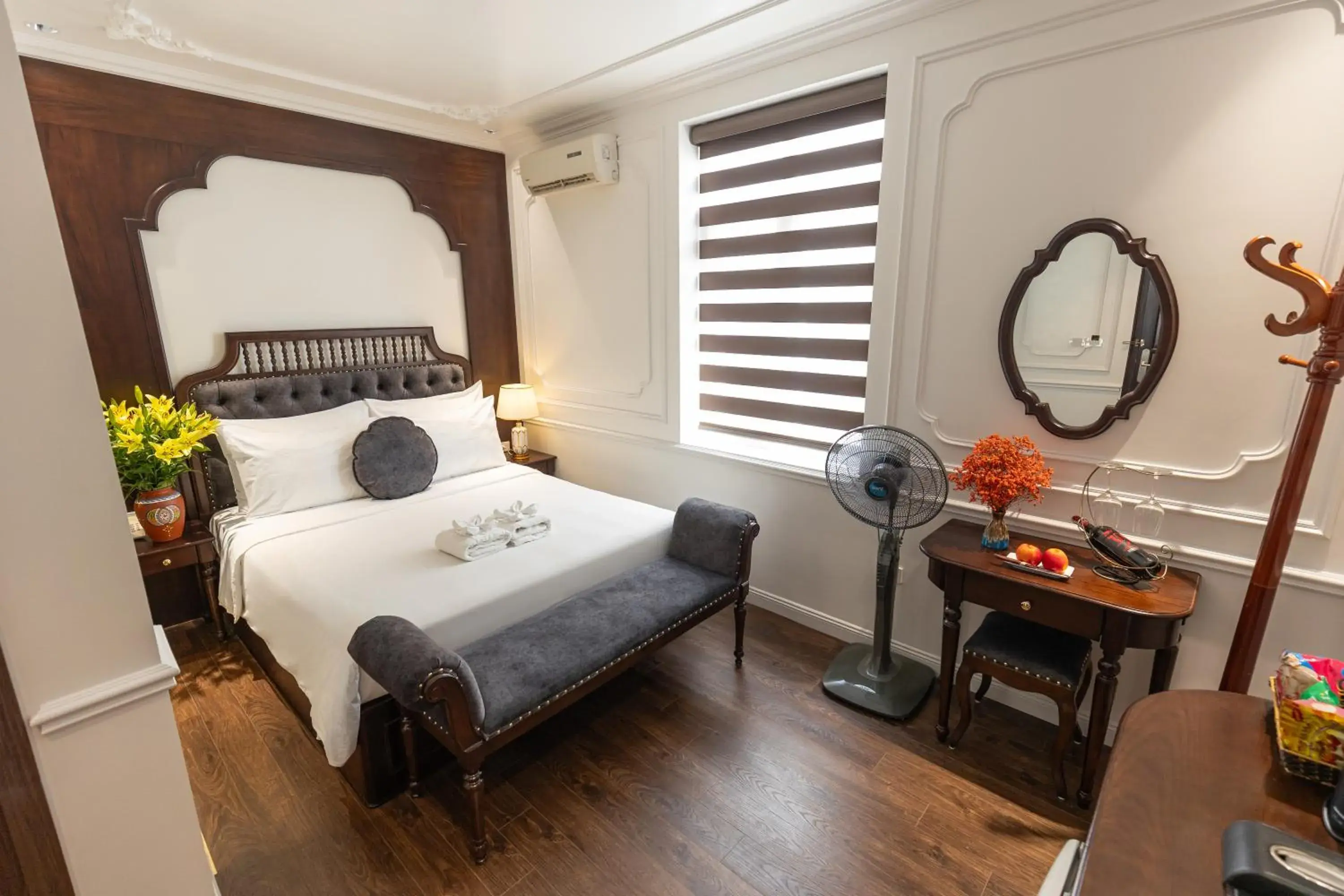 Hoàng Gia Xa La Boutique Hotel Hoàng Gia Xa La Boutique Hotel