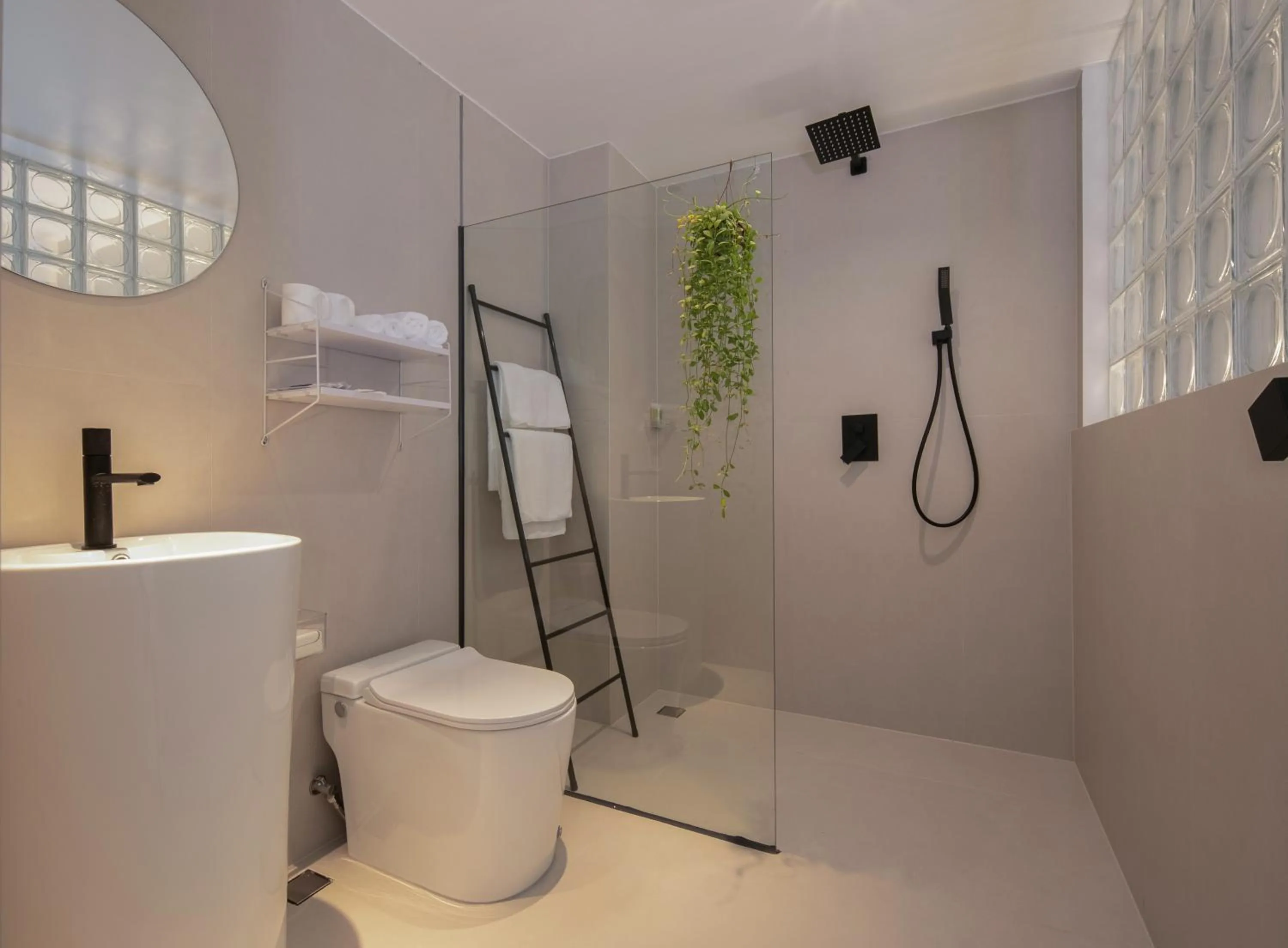 Shower in IM Waiting Hotel