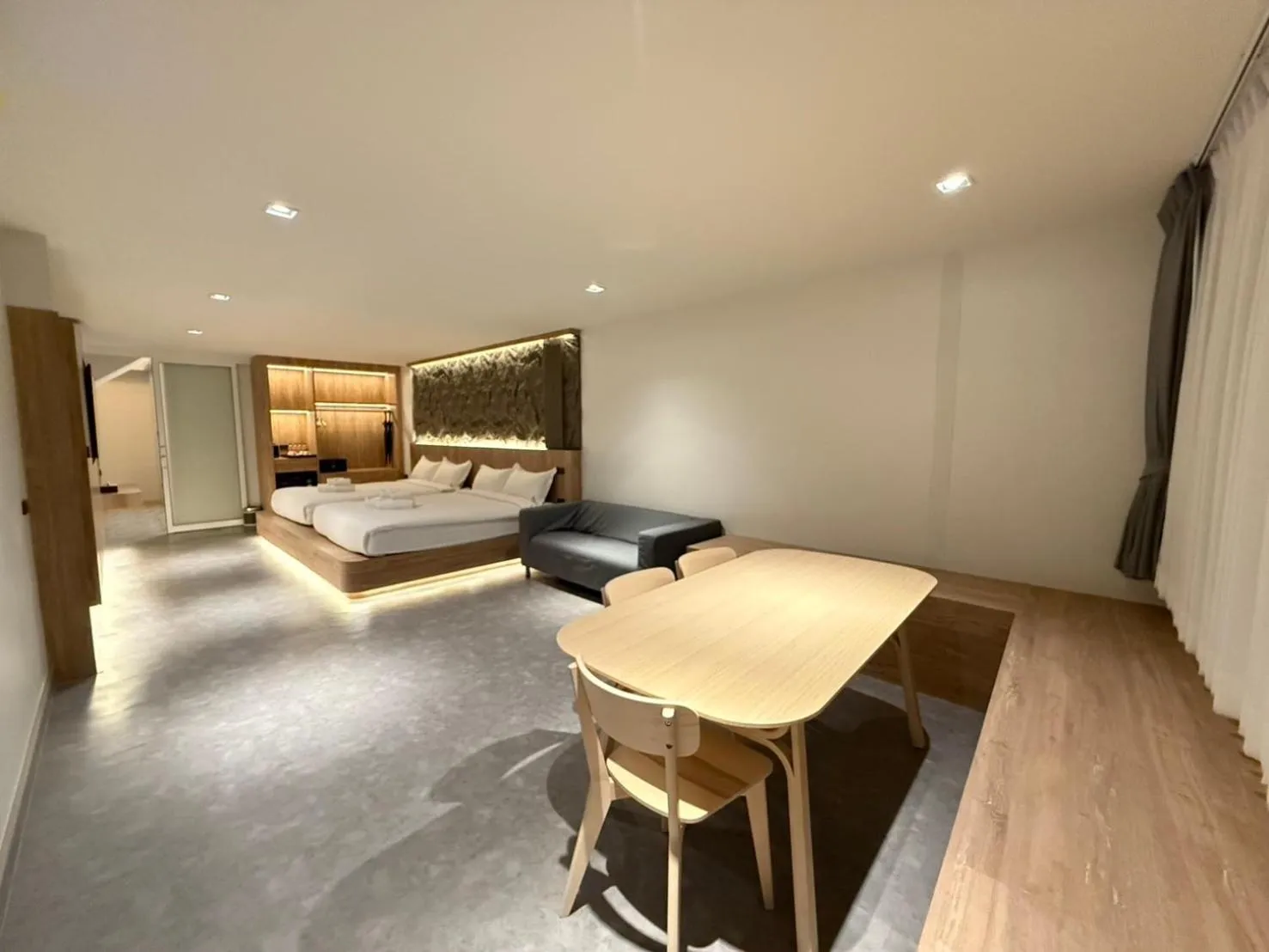 Bed in Ascella Bangkok Hotel