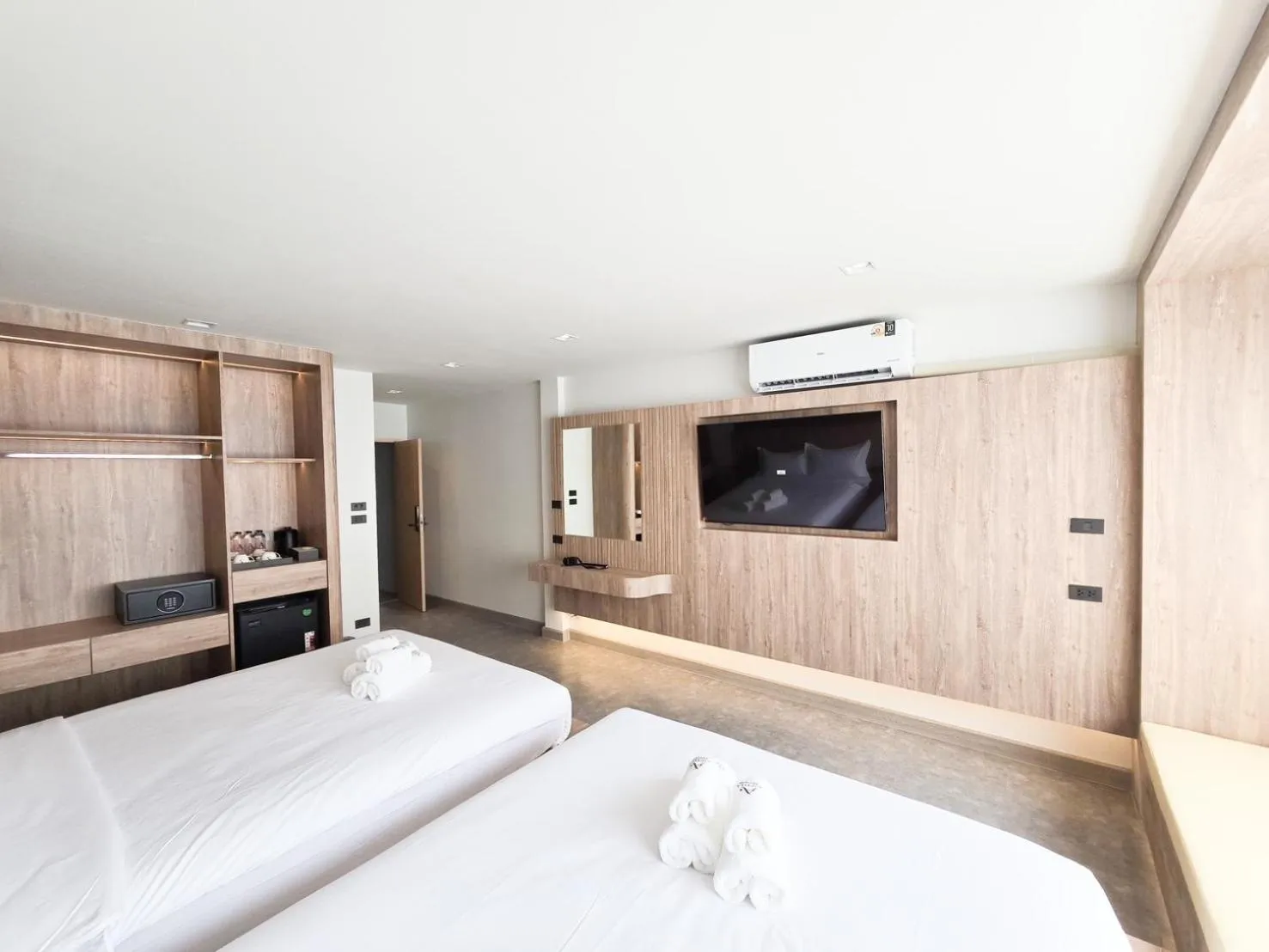 Bed in Ascella Bangkok Hotel