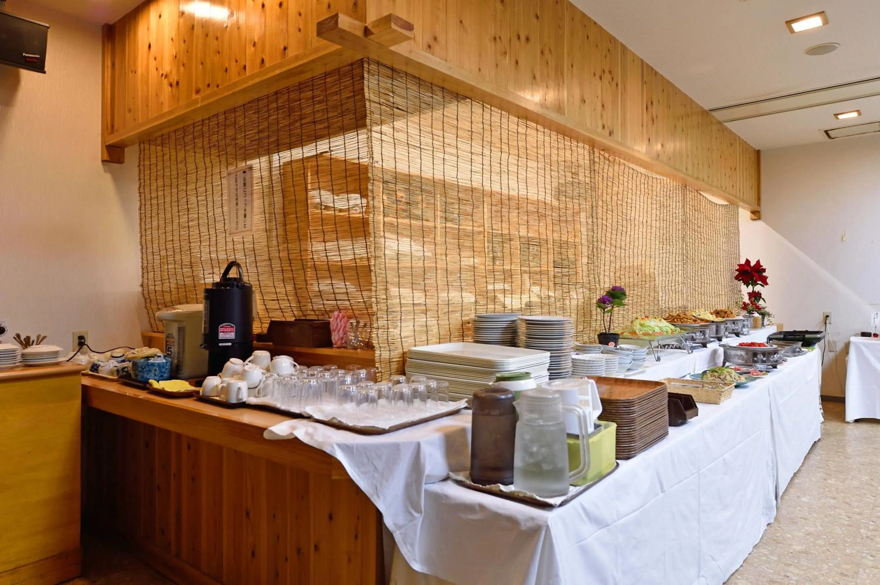 Restaurant/places to eat in Hotel GRANDSPA AVENUE