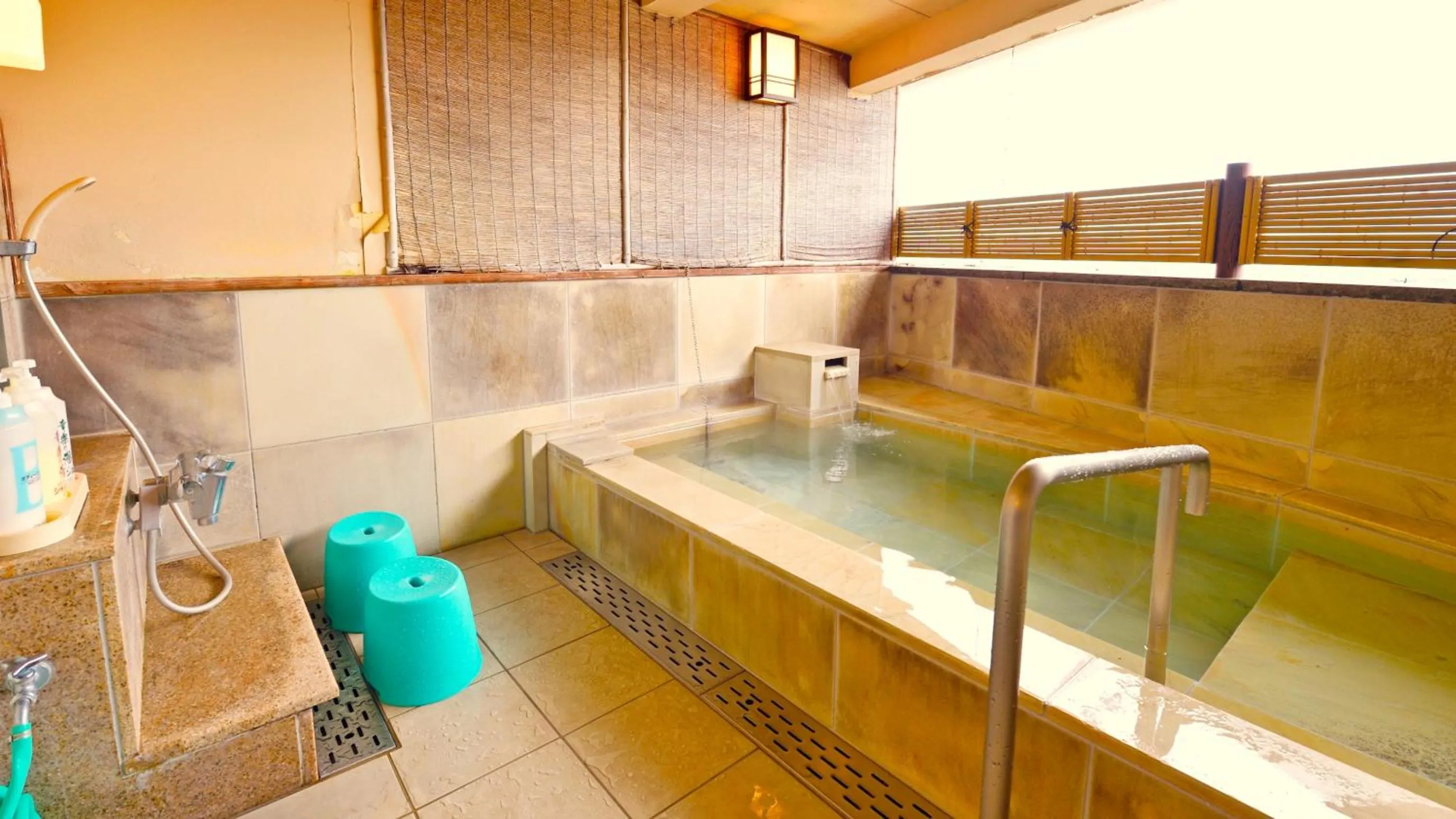 Hot Spring Bath in Hotel GRANDSPA AVENUE