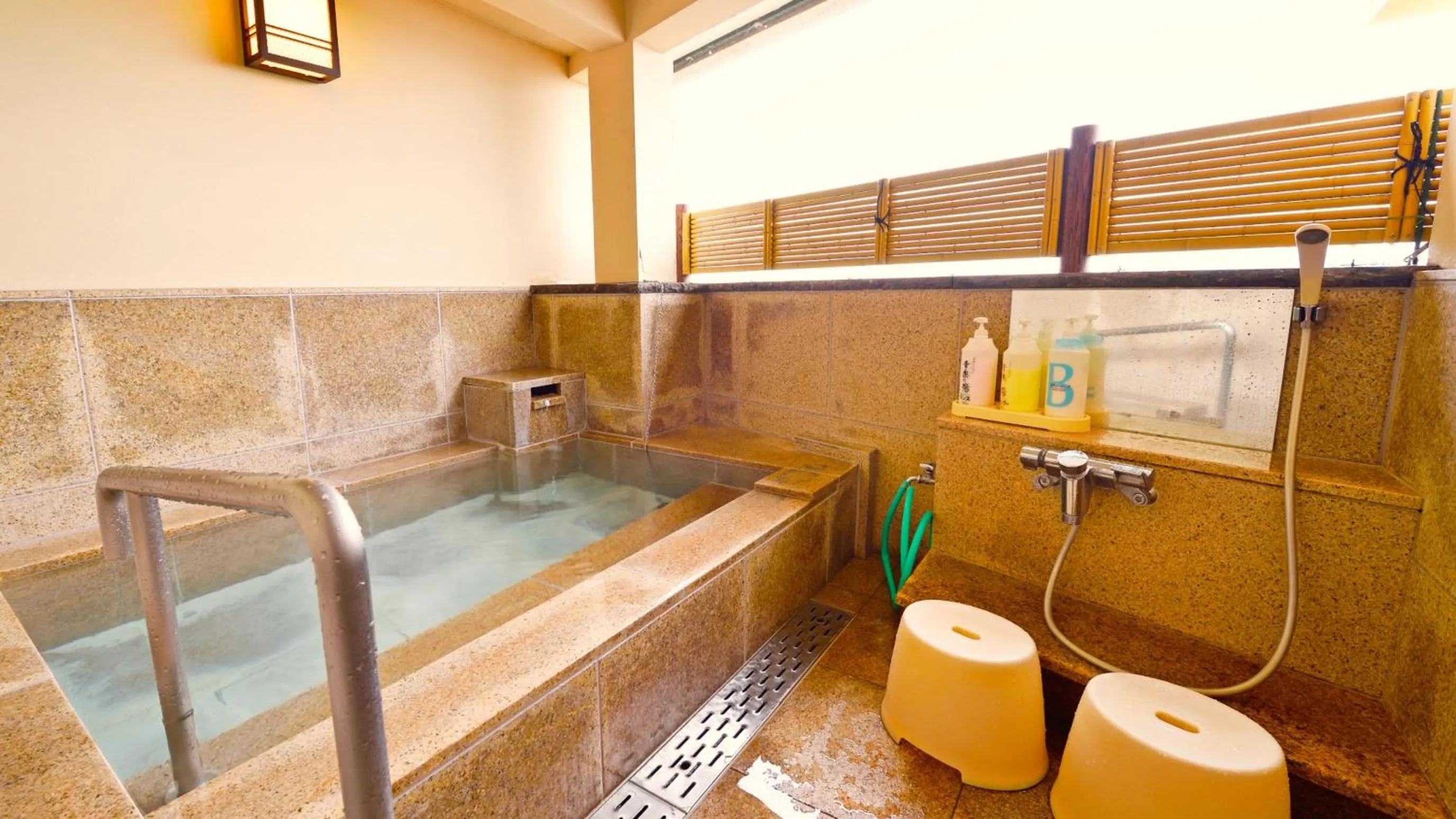 Hot Spring Bath in Hotel GRANDSPA AVENUE