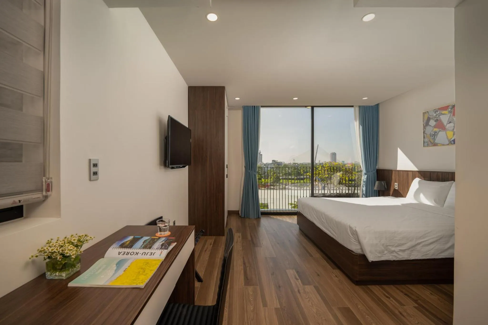 Communal lounge/ TV room, Bed in Maison Vy Anh Hotel & Apartment