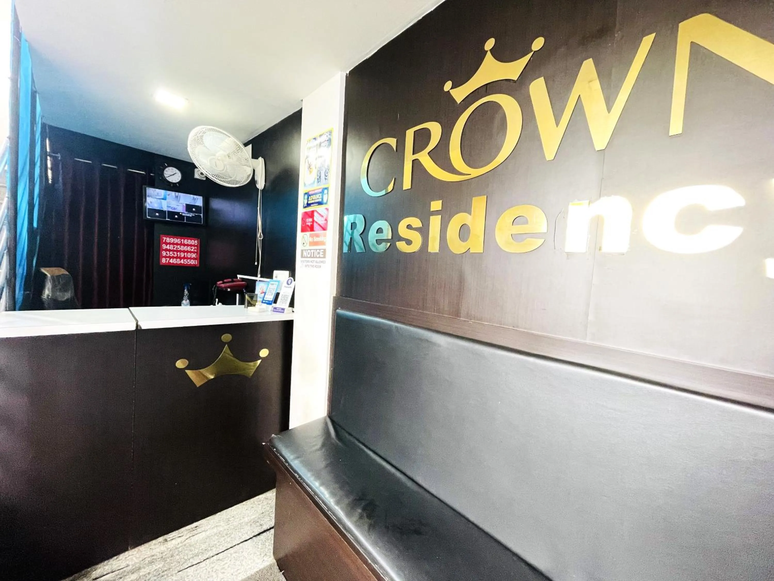 Lobby or reception in Crown Residency