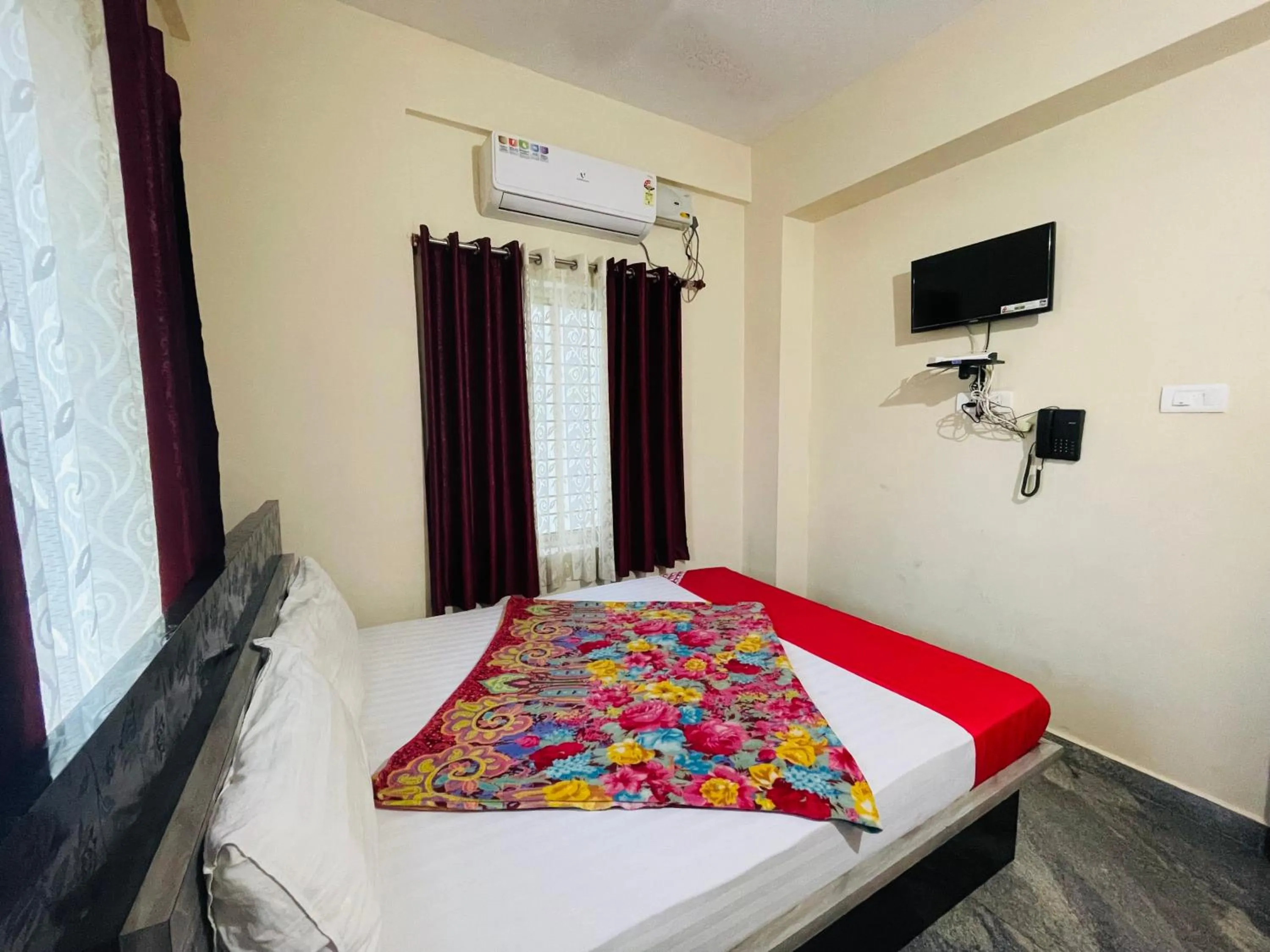 Bedroom in Crown Residency