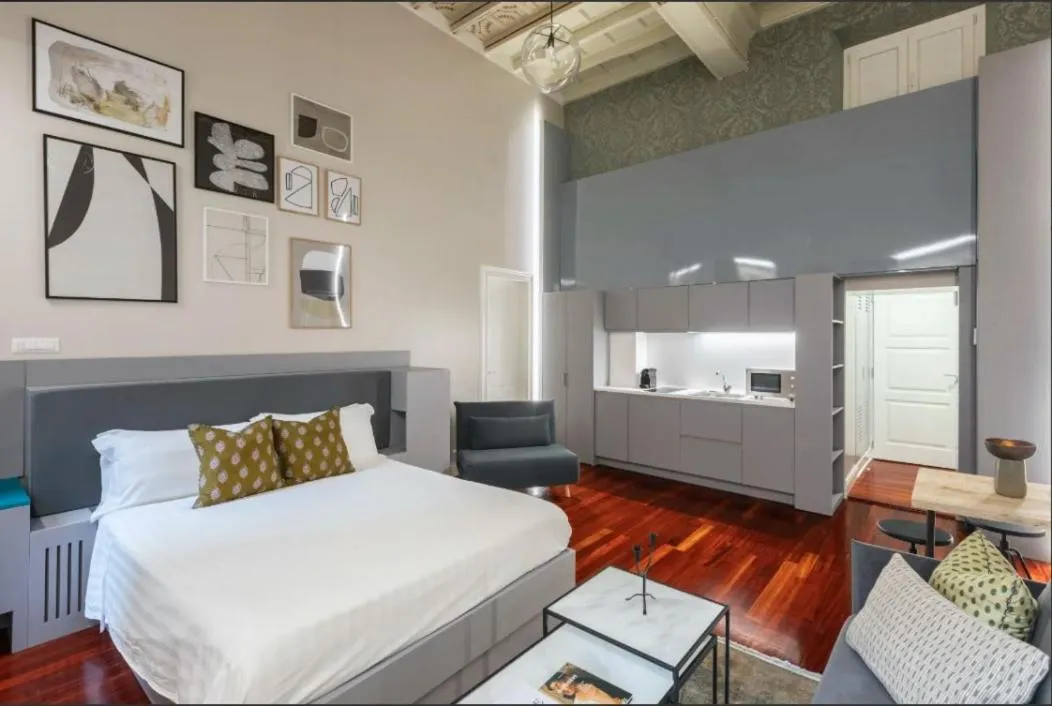 Bed in Croce Apartments