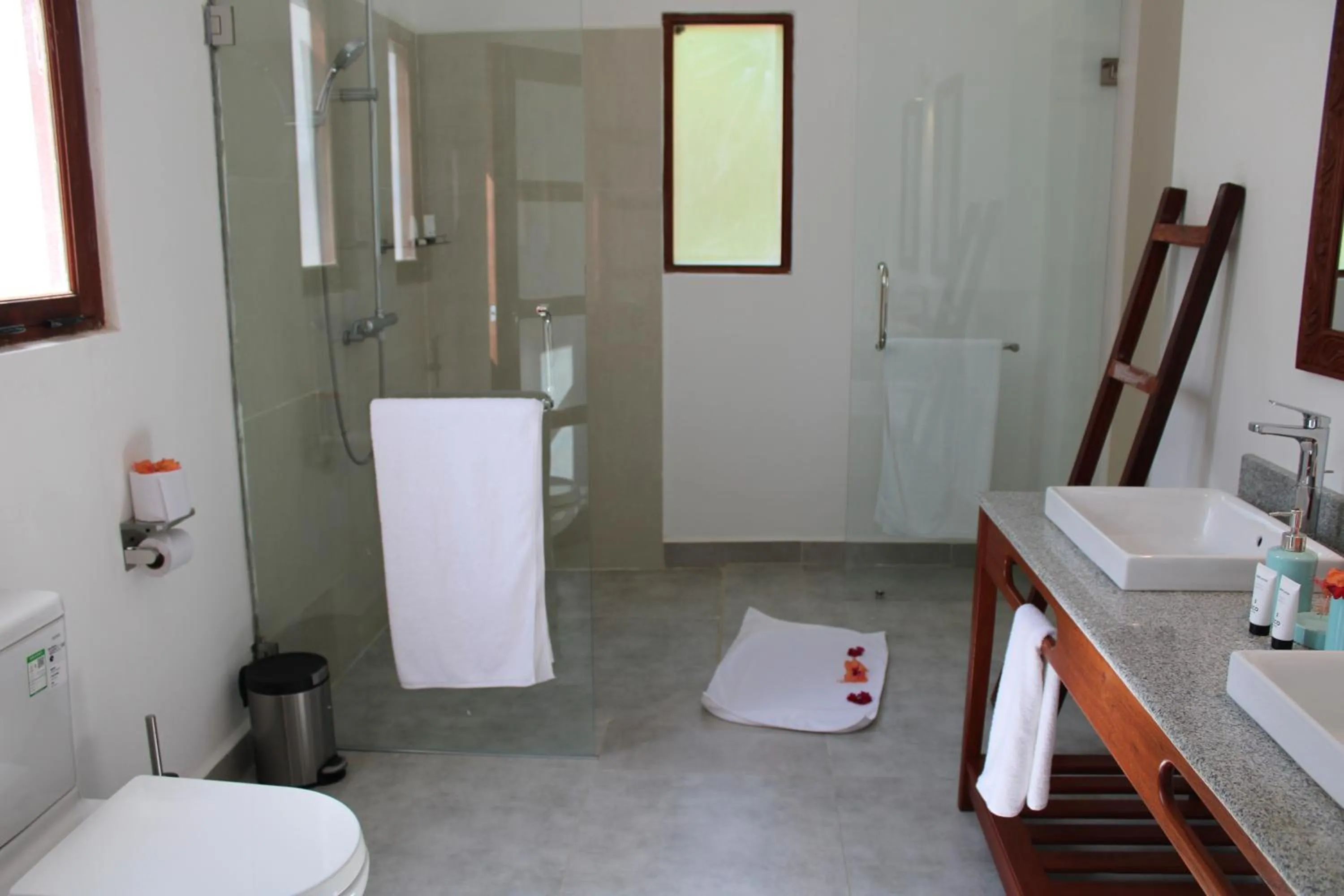 Shower in Kivuli Beach Resort Paje